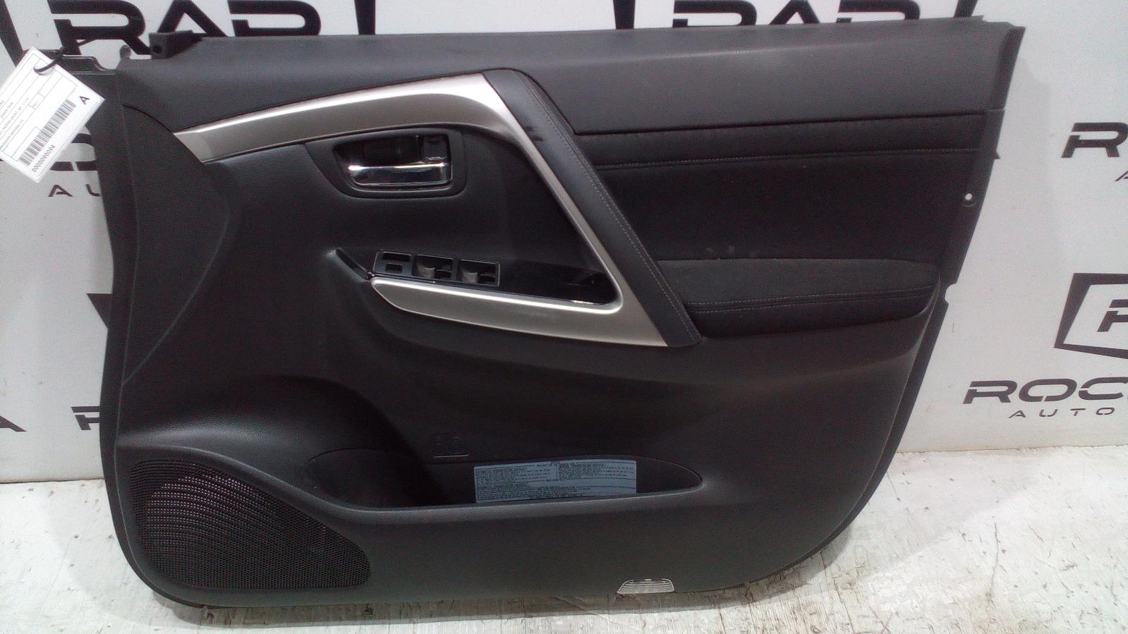 View Auto part Door Trim Mitsubishi Pajero 2021