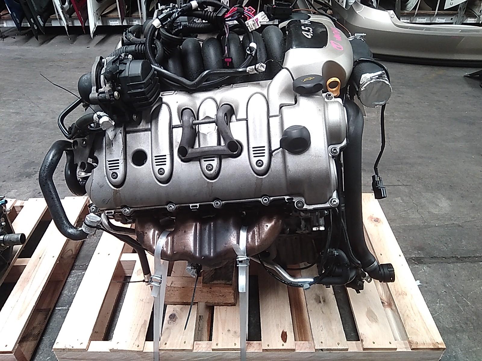 View Auto part Engine Porsche Cayenne 2003
