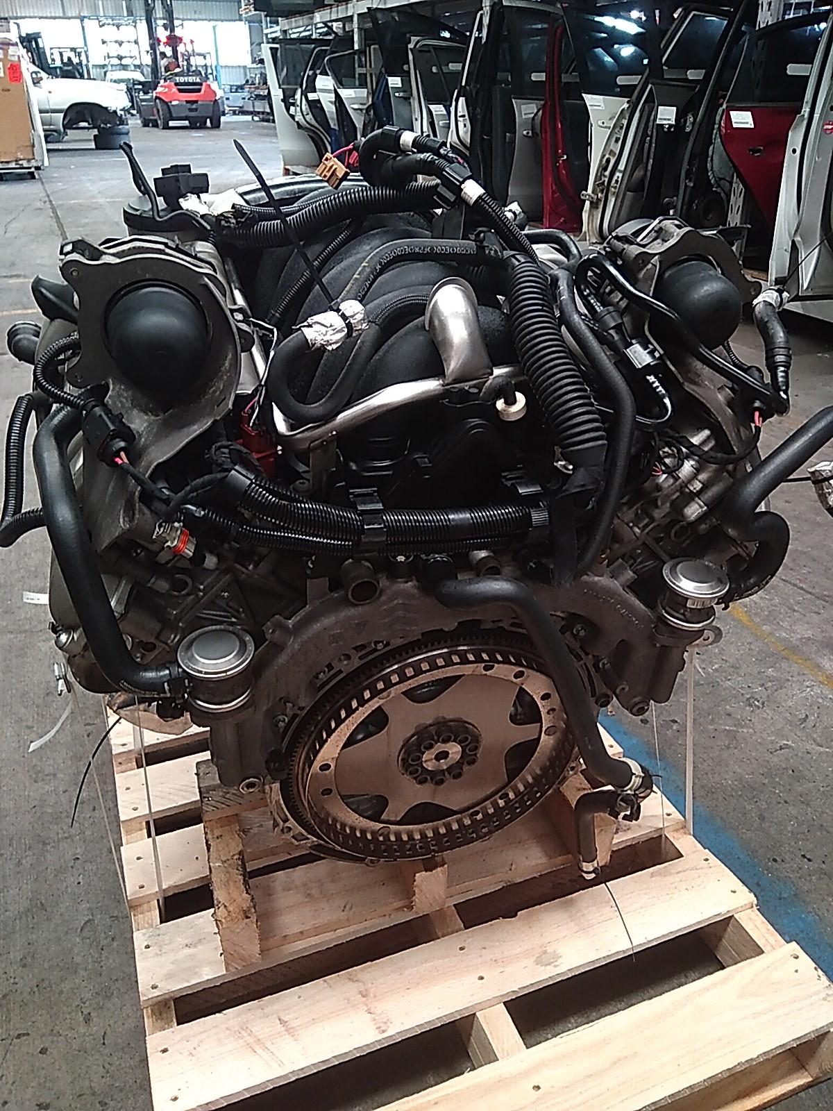 View Auto part Engine Porsche Cayenne 2003