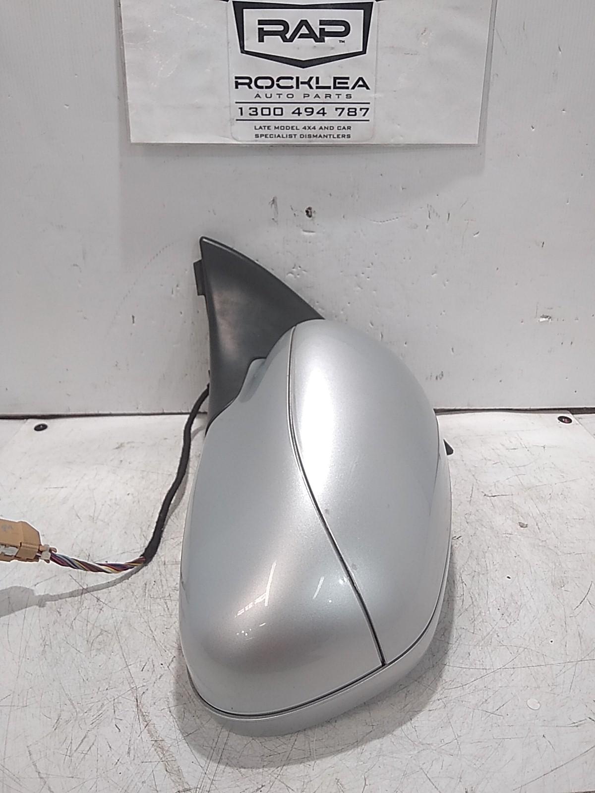 2003 Porsche Cayenne Left Door Mirror View Auto part Left Door Mirror Porsche Cayenne 2003
