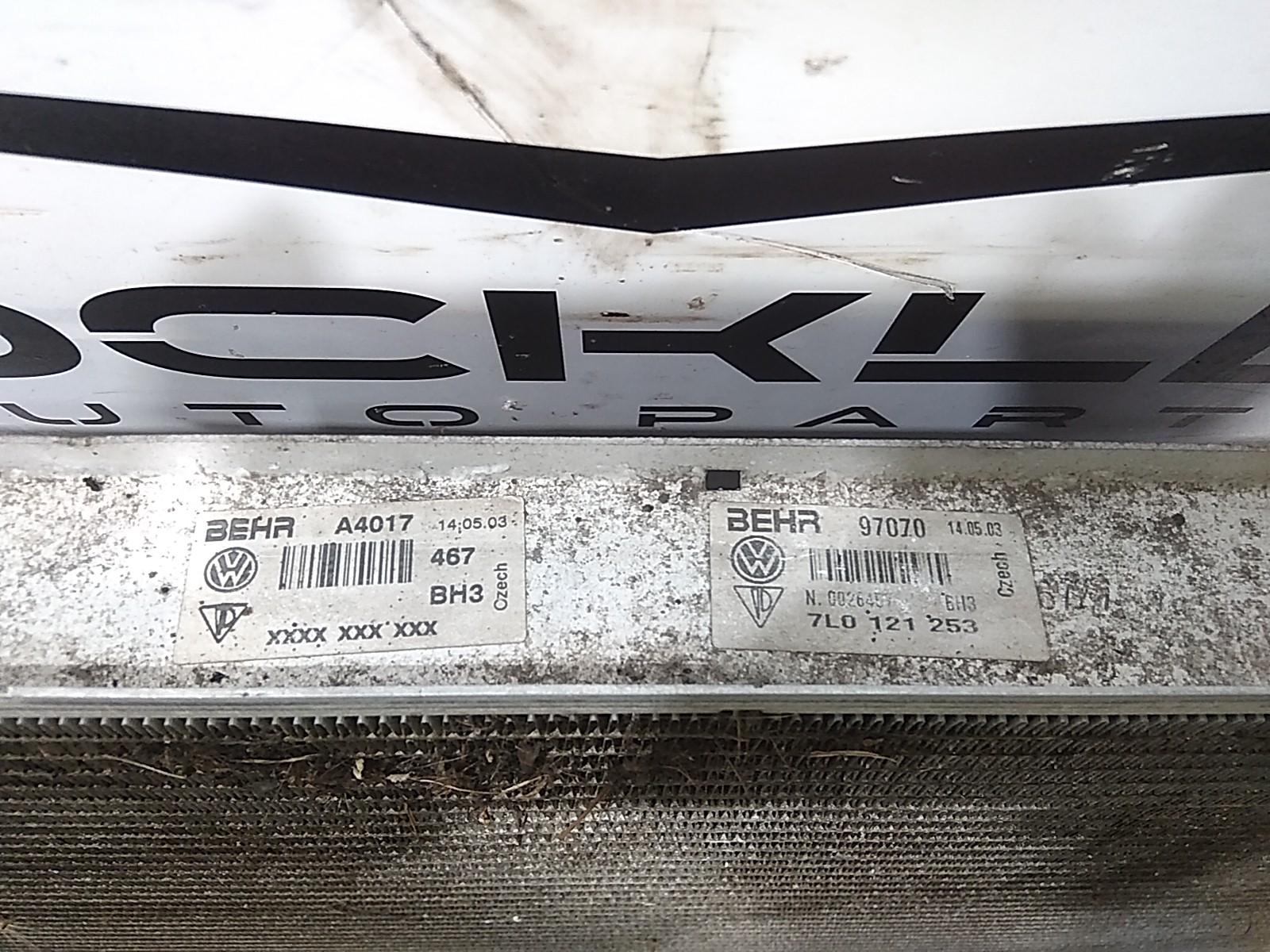 View Auto part Radiator Porsche Cayenne 2003