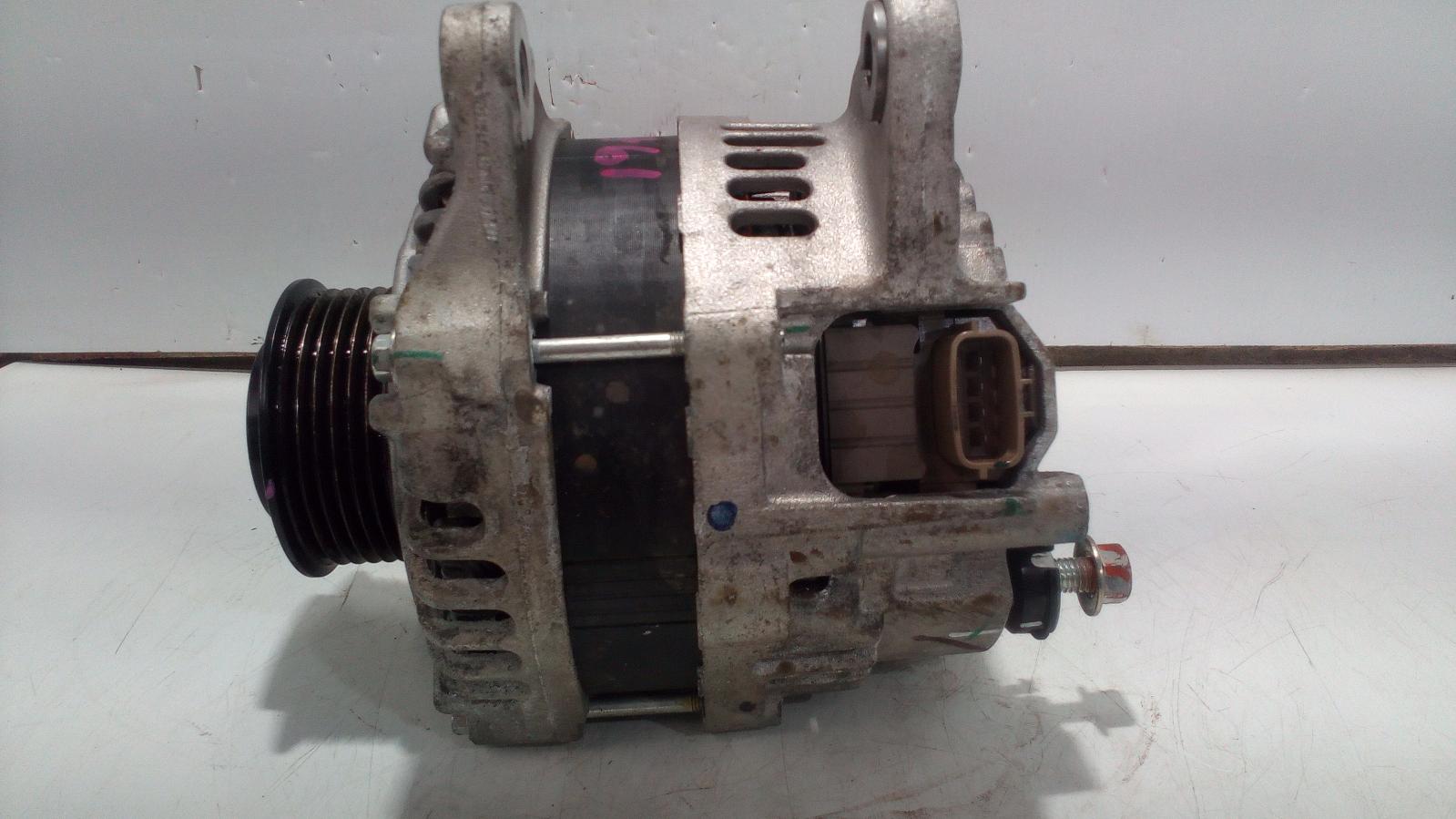 View Auto part Alternator Mitsubishi Pajero 2021