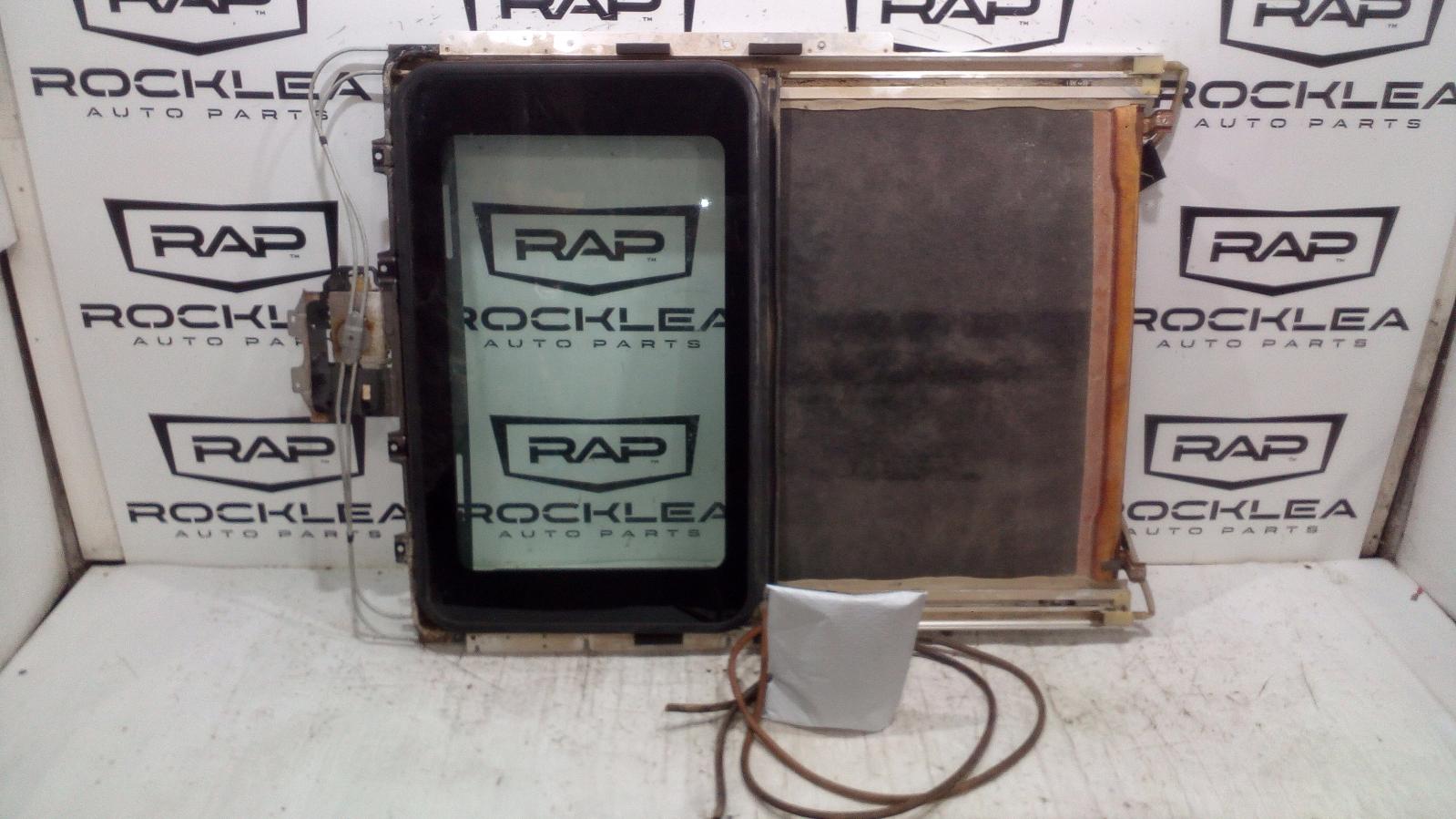 2010 Nissan Patrol Roof Glass/Sunroof/T View Auto part Roof Glass/Sunroof/T Nissan Patrol 2010