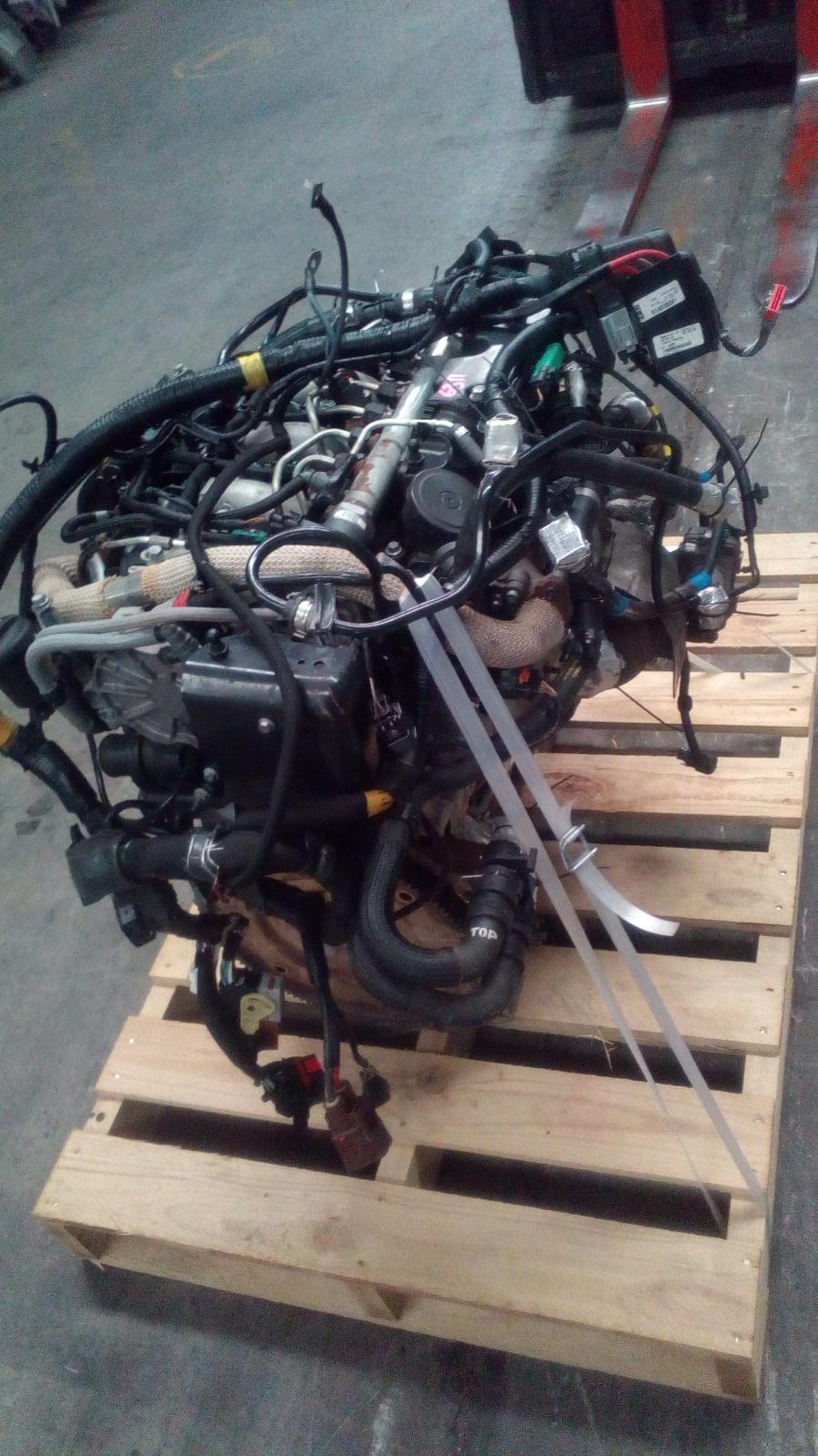 View Auto part Engine Land Rover Rangerover Evoque 2013