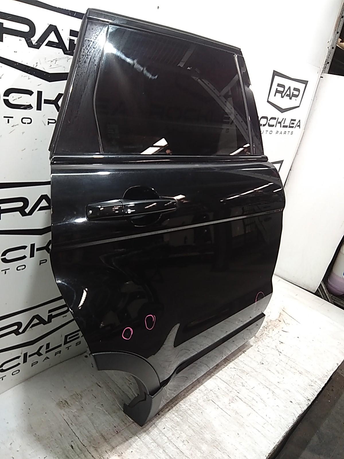 2013 Land Rover Rangerover Evoque Right Rear Door Sliding View Auto part Right Rear Door Sliding Land Rover Rangerover Evoque 2013