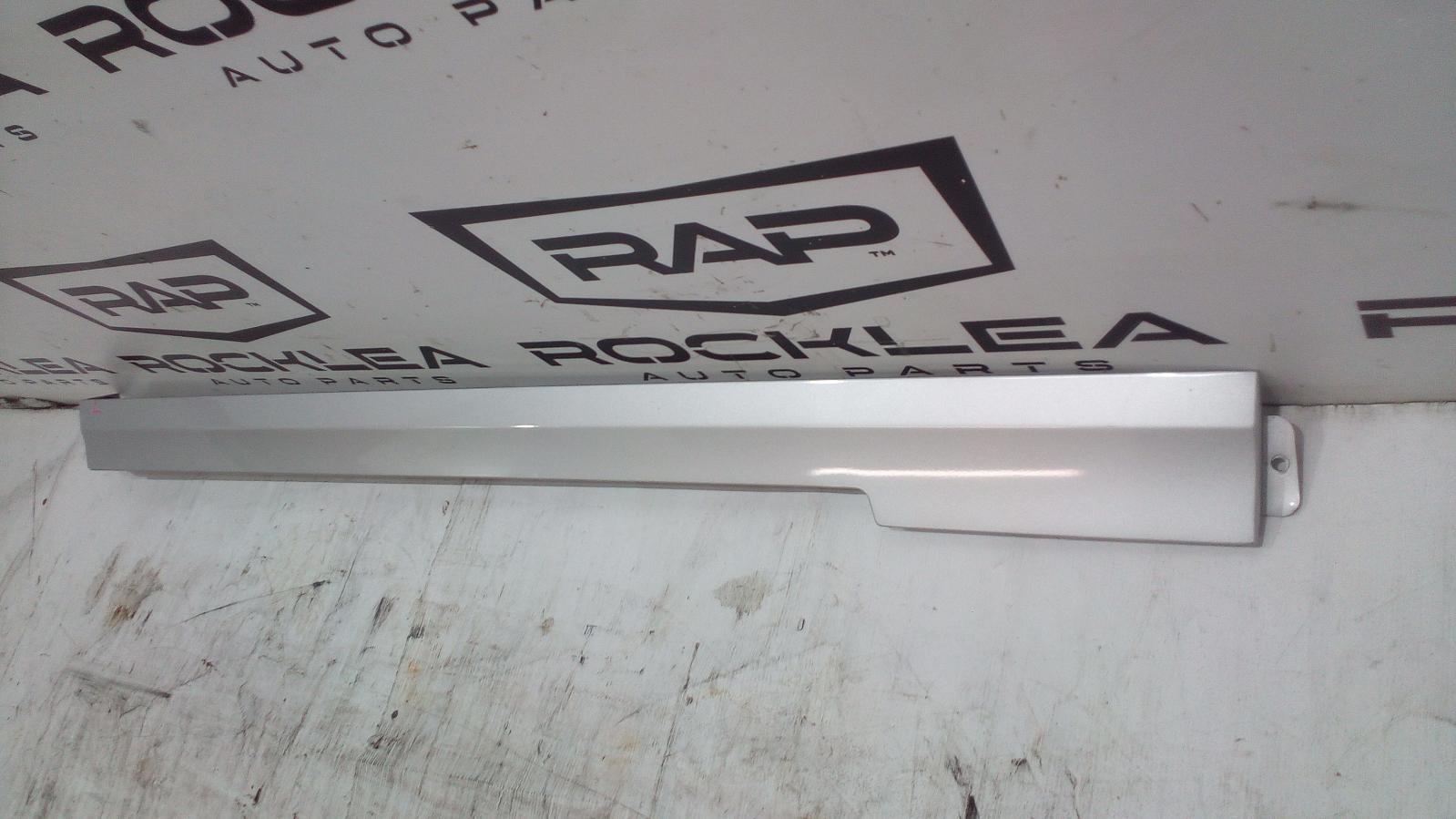 View Auto part Body/Door Mould Mercedes Vito 2017