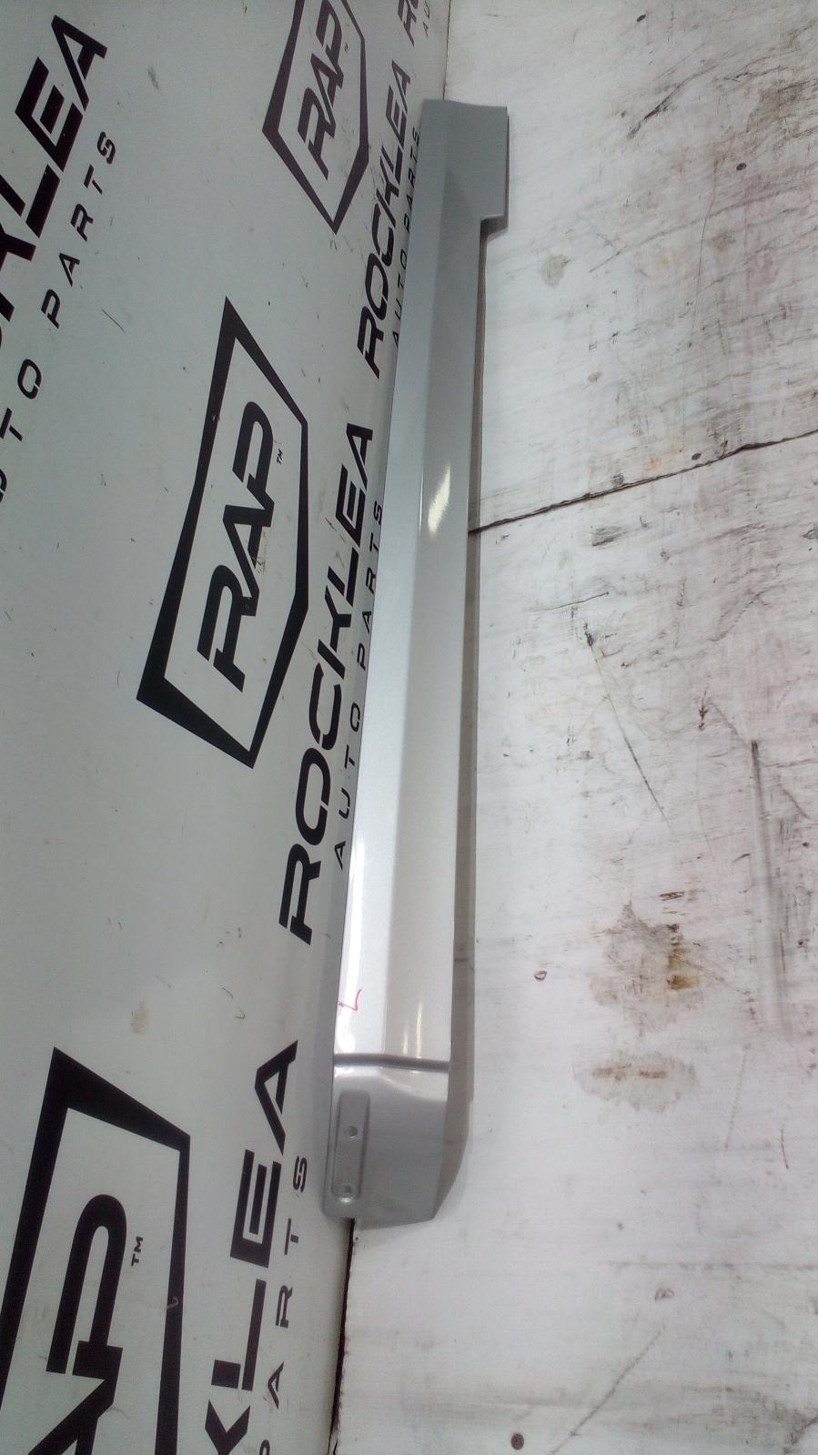 View Auto part Body/Door Mould Mercedes Vito 2017