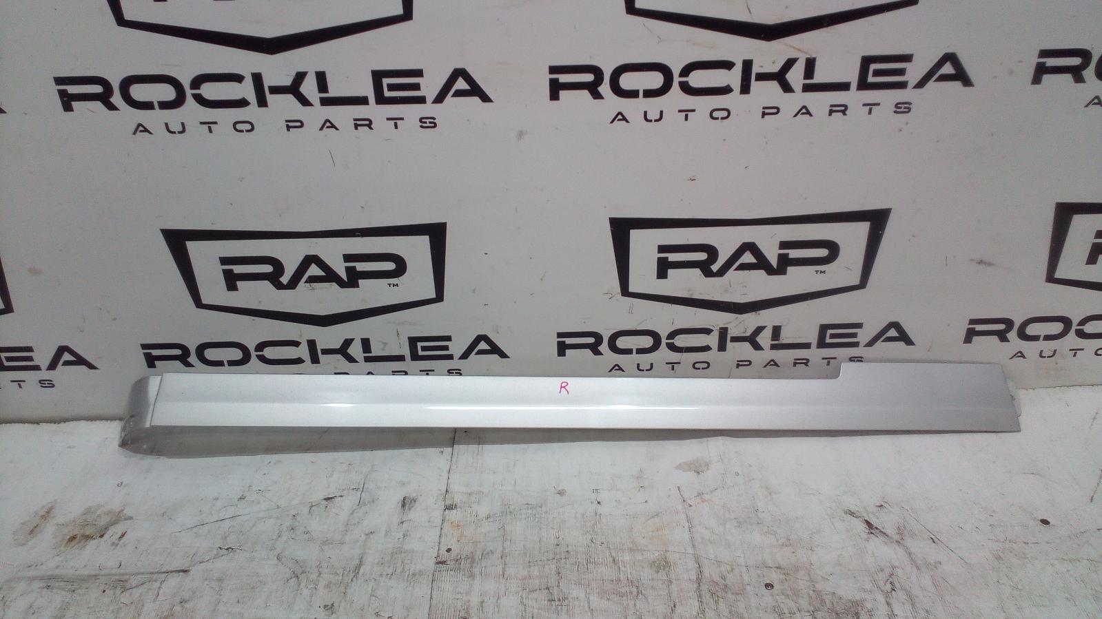 View Auto part Body/Door Mould Mercedes Vito 2017