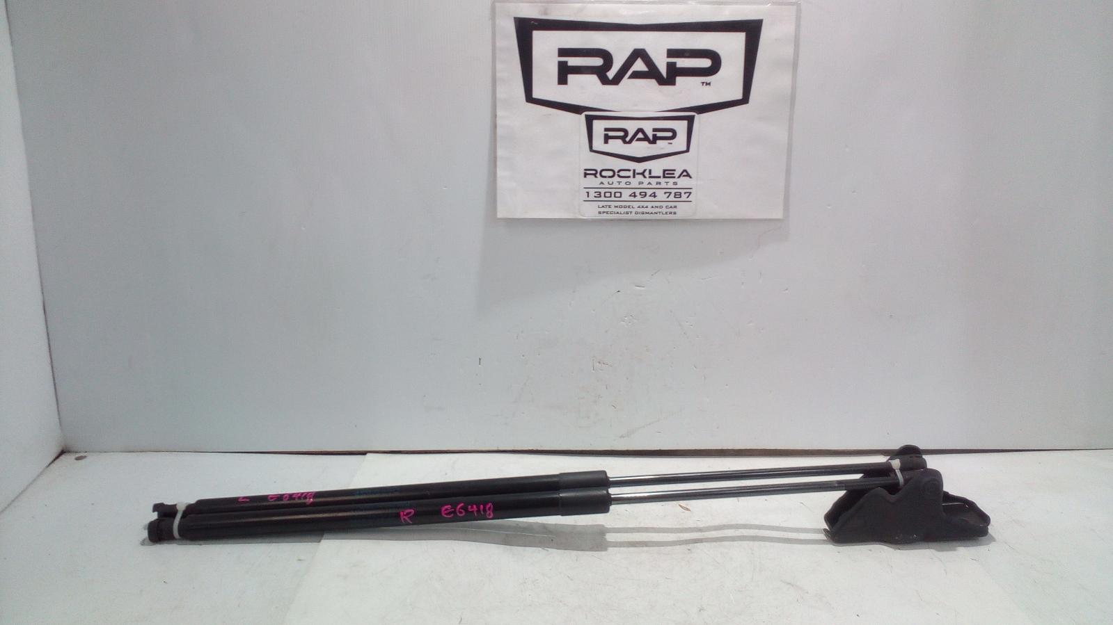 View Auto part Hatch Strut Mercedes Vito 2017