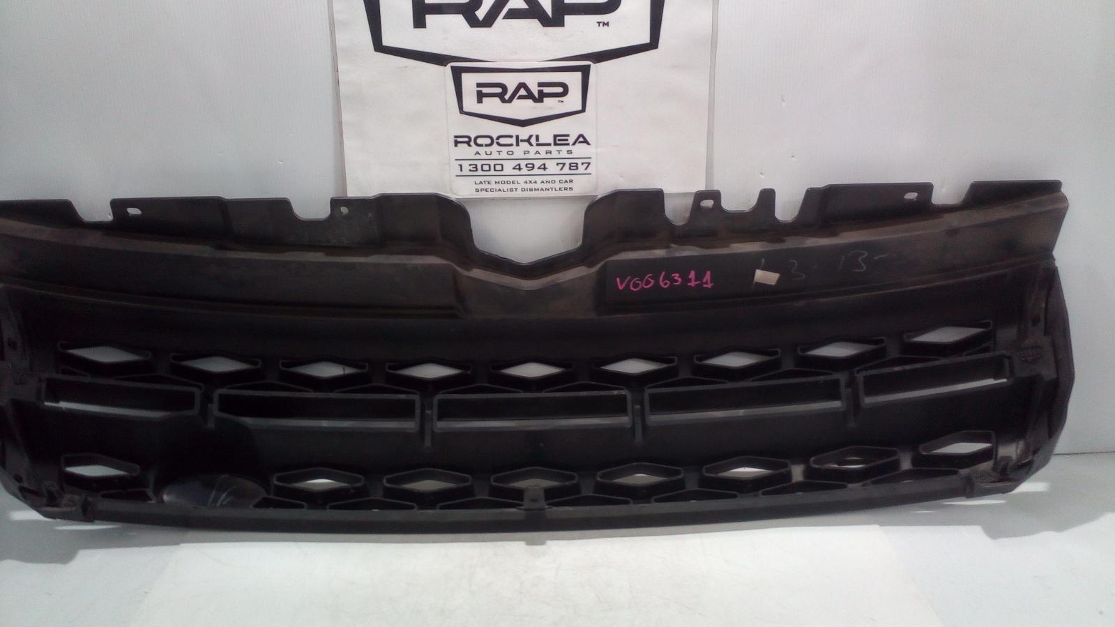 2013 Land Rover Rangerover Evoque Grille View Auto part Grille Land Rover Rangerover Evoque 2013