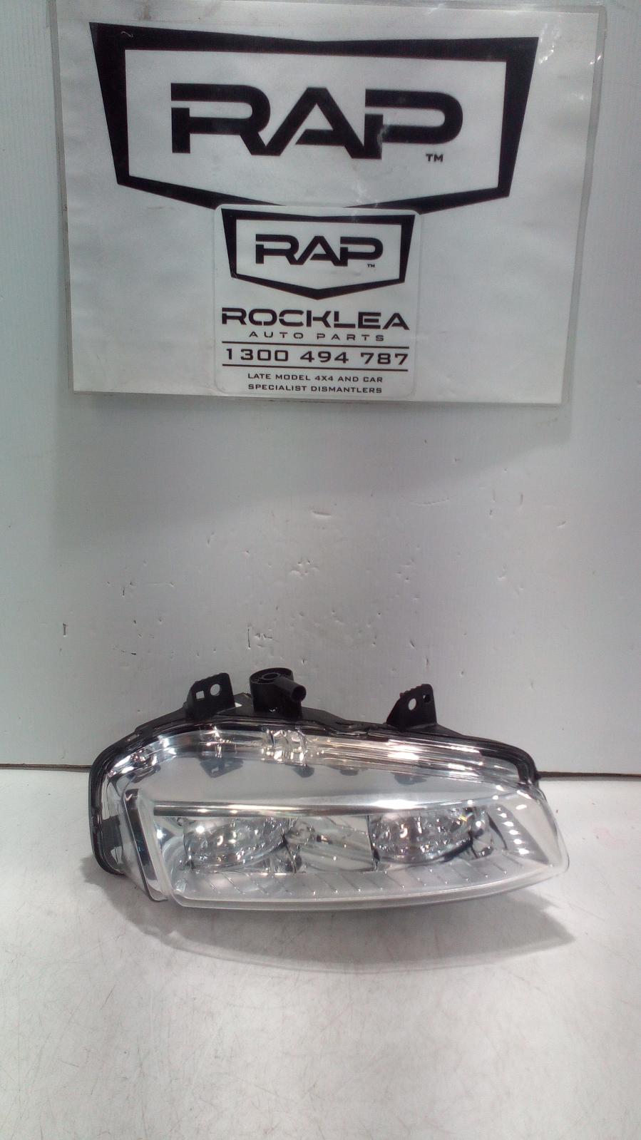 2013 Land Rover Rangerover Evoque Right Indicator/Fog/Side View Auto part Right Indicator/Fog/Side Land Rover Rangerover Evoque 2013