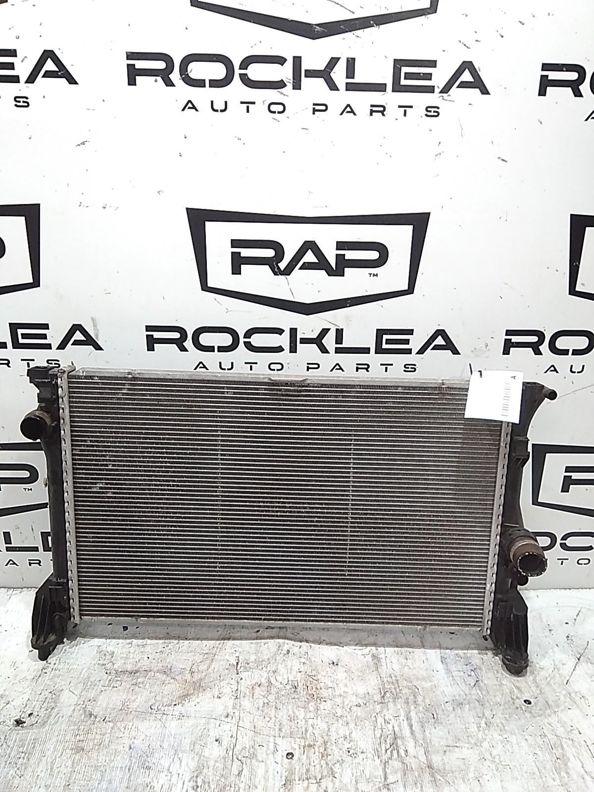 View Auto part Radiator Mercedes Vito 2017