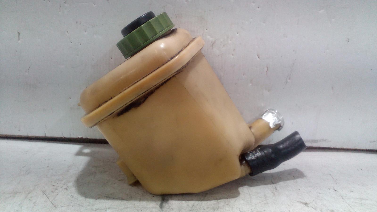 View Auto part P/S Reservoir Porsche Cayenne 2003