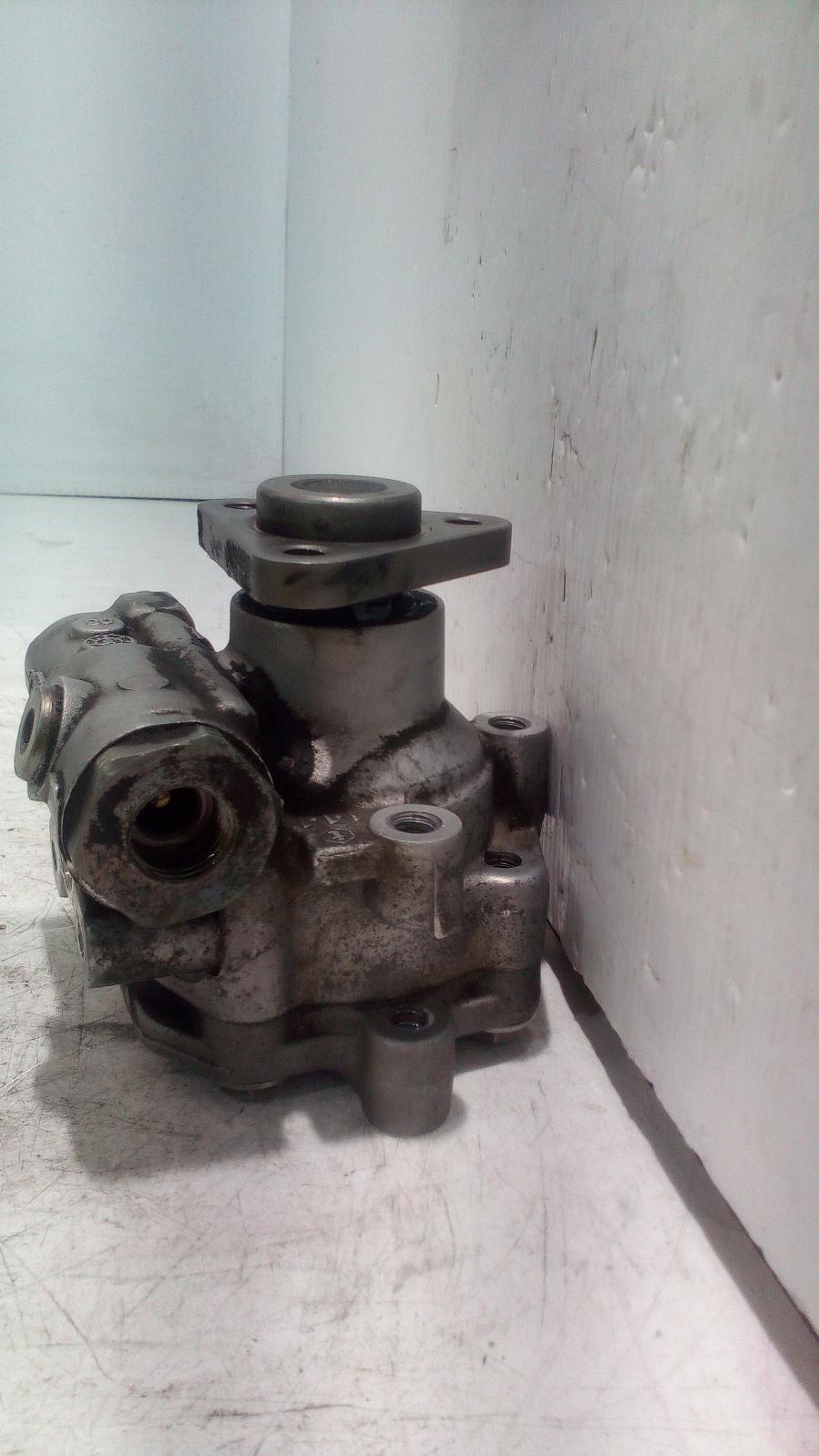 View Auto part Steering Pump Porsche Cayenne 2003