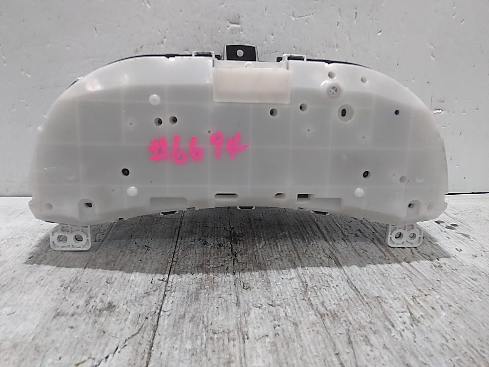 View Auto part Instrument Cluster Isuzu Dmax 2013