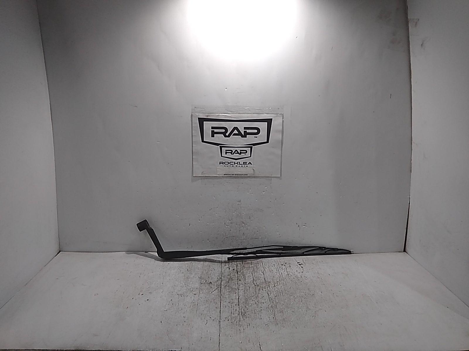 View Auto part Wiper Arm Isuzu Dmax 2013