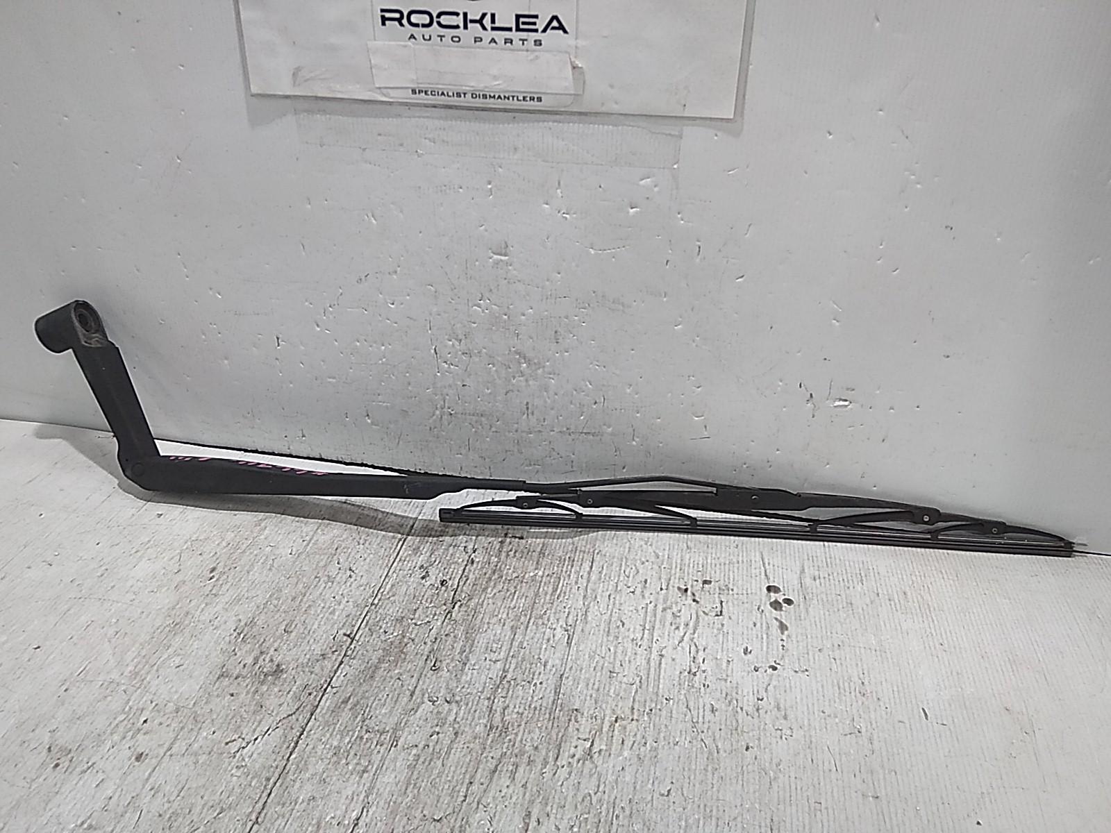 View Auto part Wiper Arm Isuzu Dmax 2013