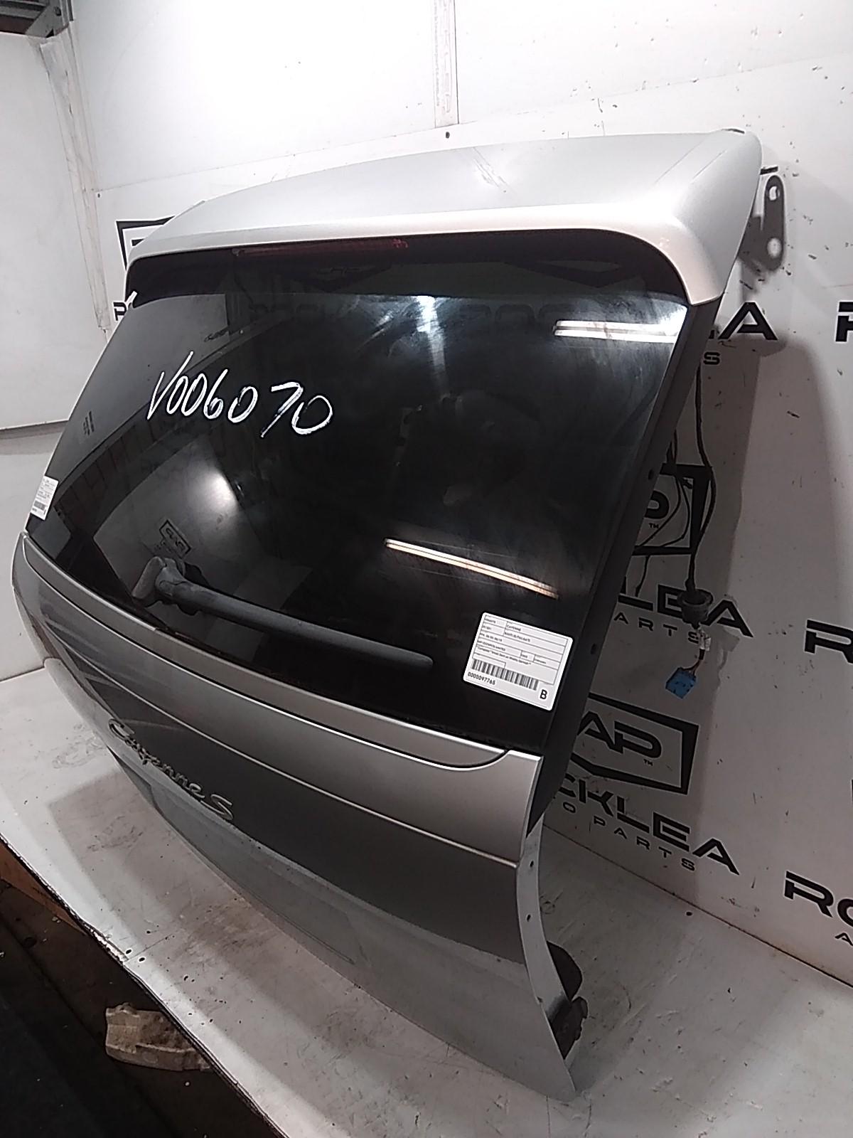 2003 Porsche Cayenne Bootlid/Tailgate View Auto part Bootlid/Tailgate Porsche Cayenne 2003
