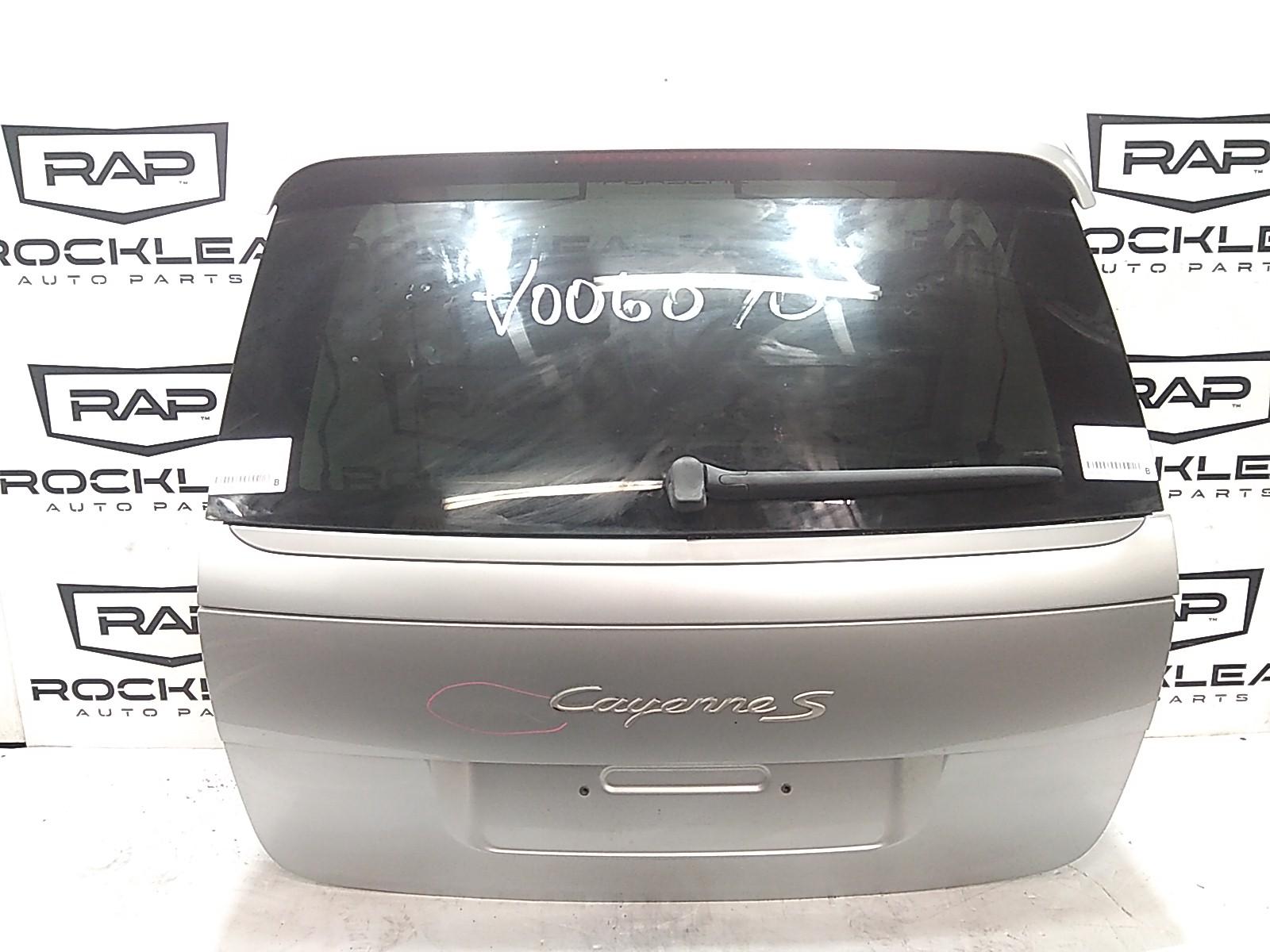 2003 Porsche Cayenne Bootlid/Tailgate View Auto part Bootlid/Tailgate Porsche Cayenne 2003