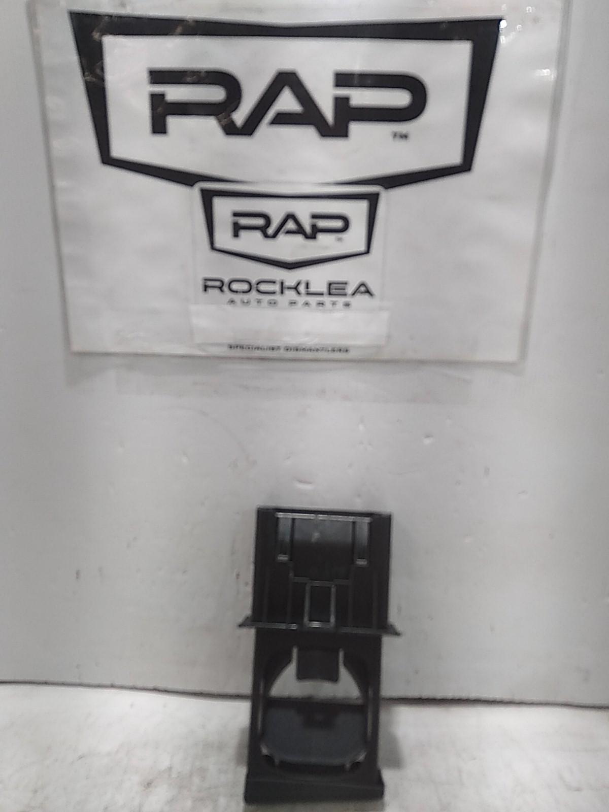 View Auto part Trim Panel Toyota Hilux 2010