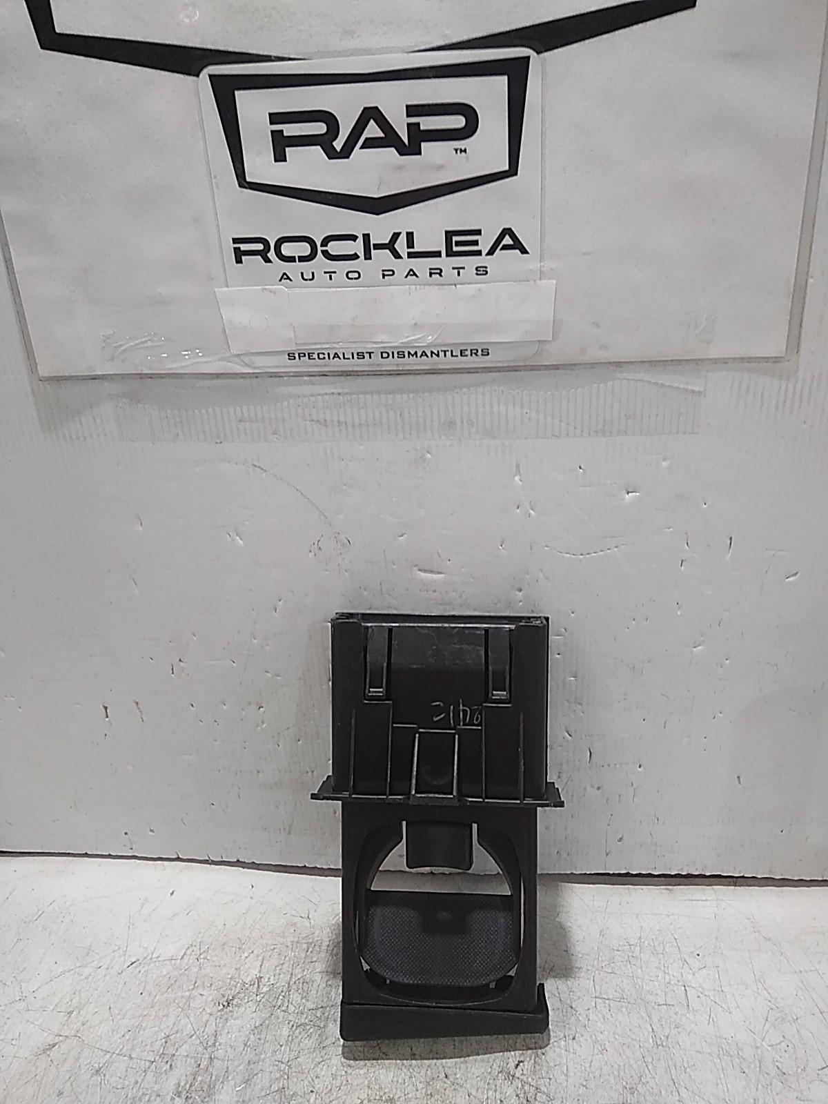 View Auto part Trim Panel Toyota Hilux 2010