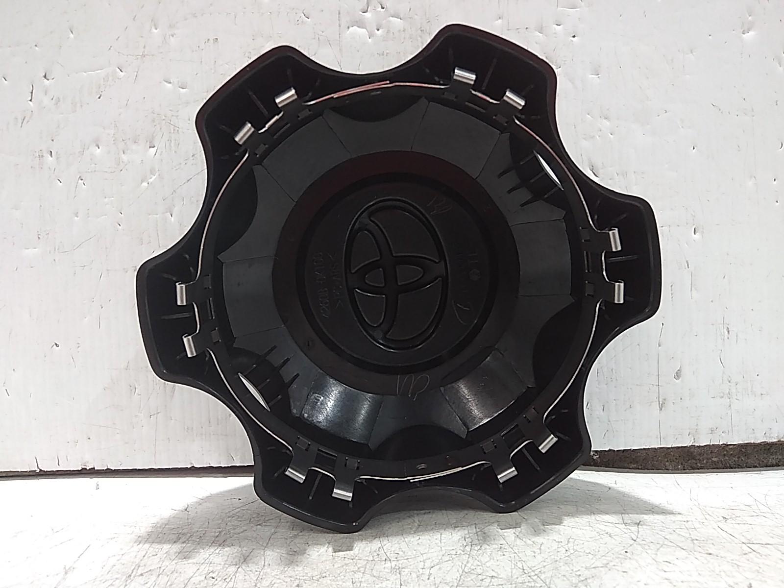 View Auto part Wheel Cover/Hub Cap Toyota Hilux 2020