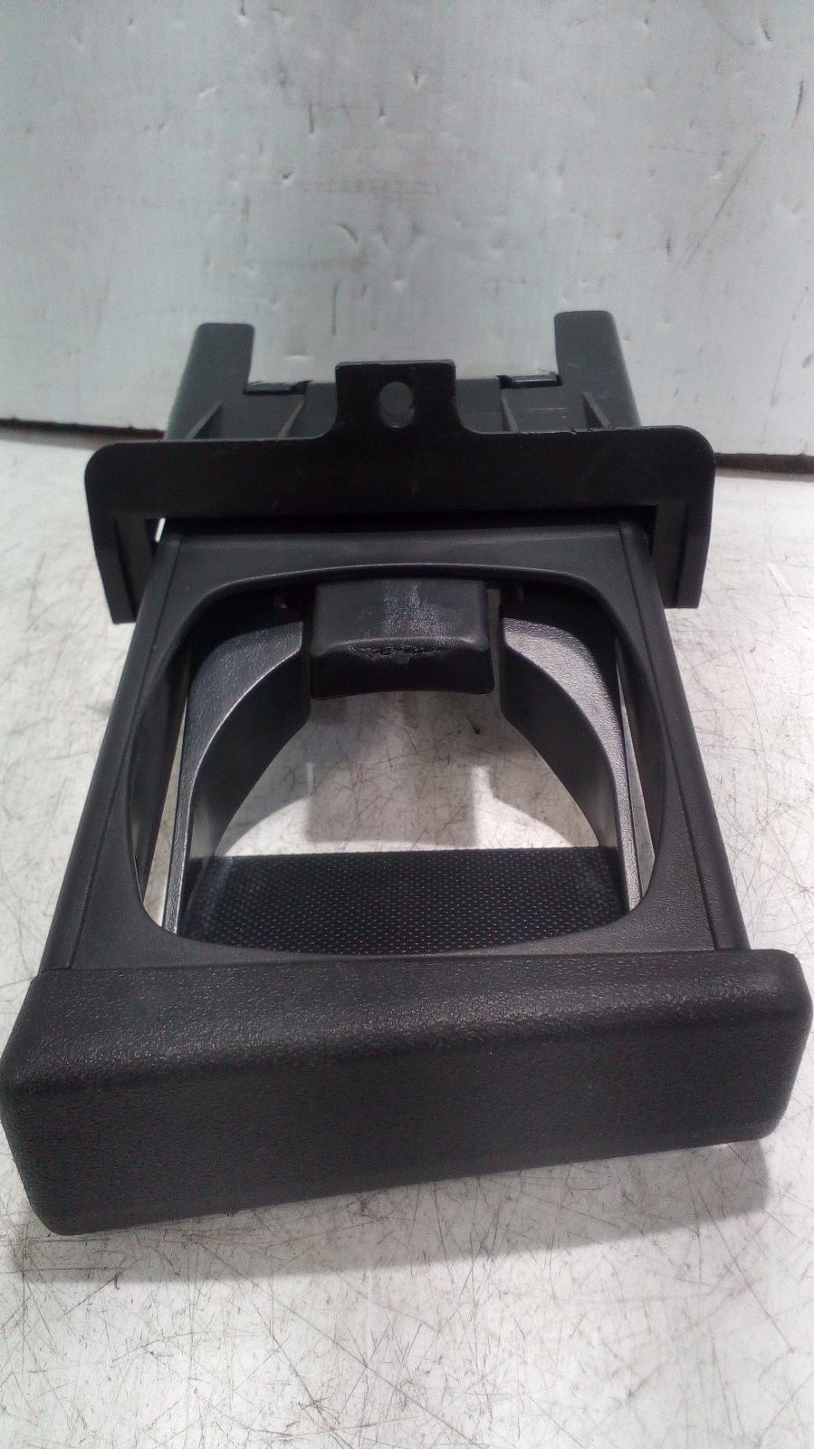 View Auto part Trim Panel Toyota Hilux 2006