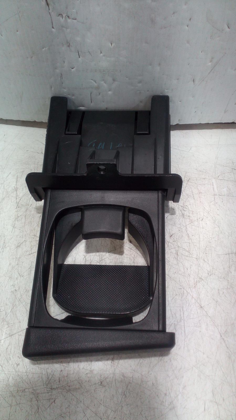 View Auto part Trim Panel Toyota Hilux 2006