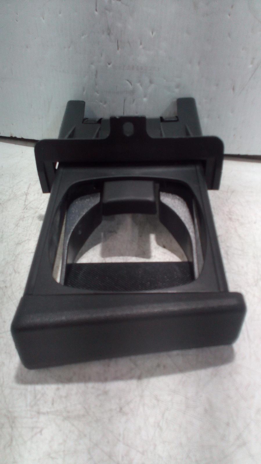 View Auto part Trim Panel Toyota Hilux 2006