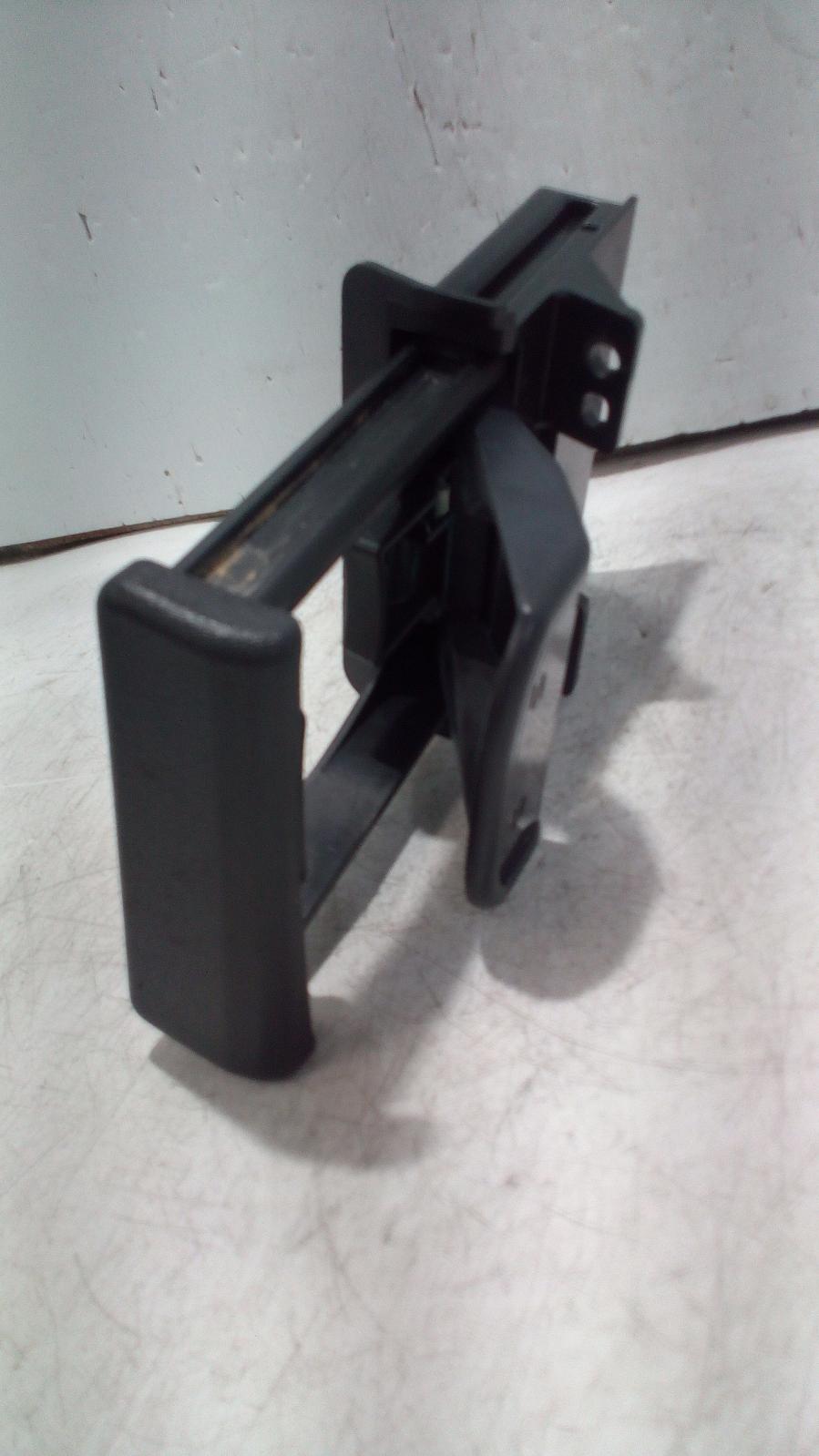 View Auto part Trim Panel Toyota Hilux 2006