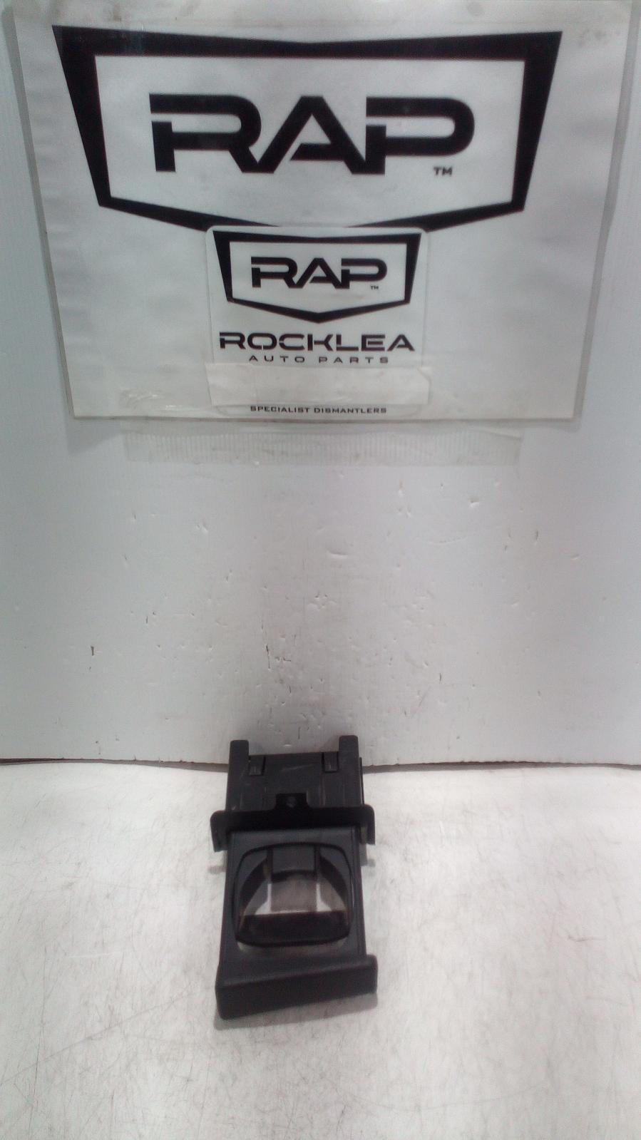 View Auto part Trim Panel Toyota Hilux 2006