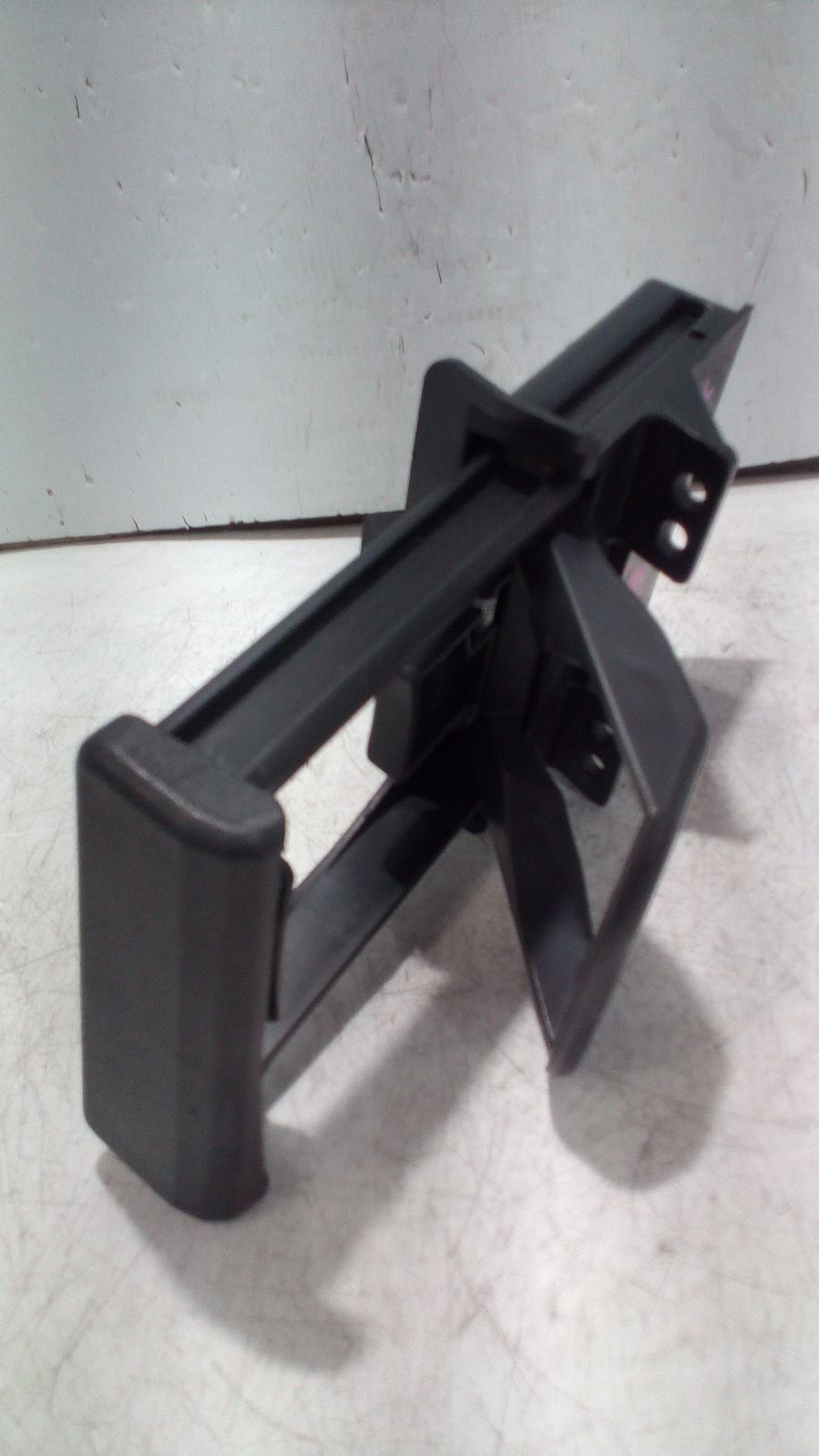 View Auto part Trim Panel Toyota Hilux 2006