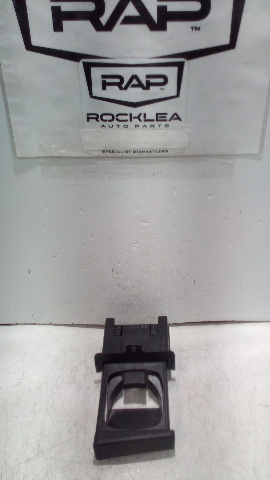 View Auto part Trim Panel Toyota Hilux 2006