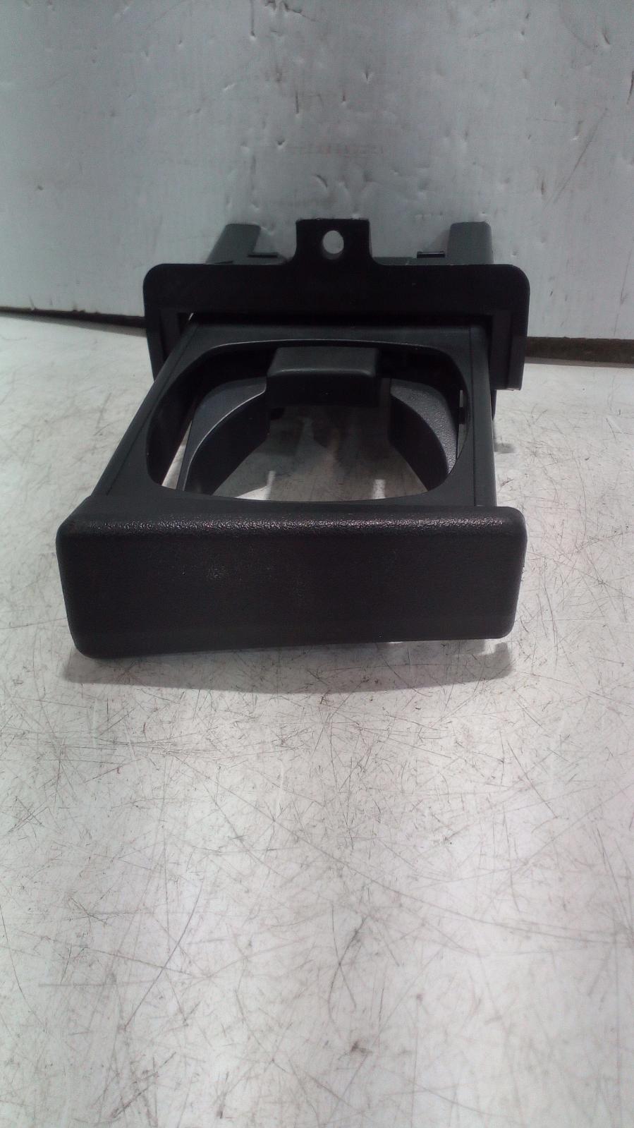 View Auto part Trim Panel Toyota Hilux 2006