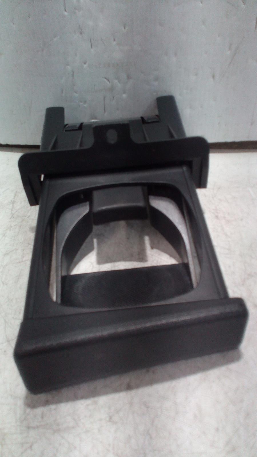 View Auto part Trim Panel Toyota Hilux 2006