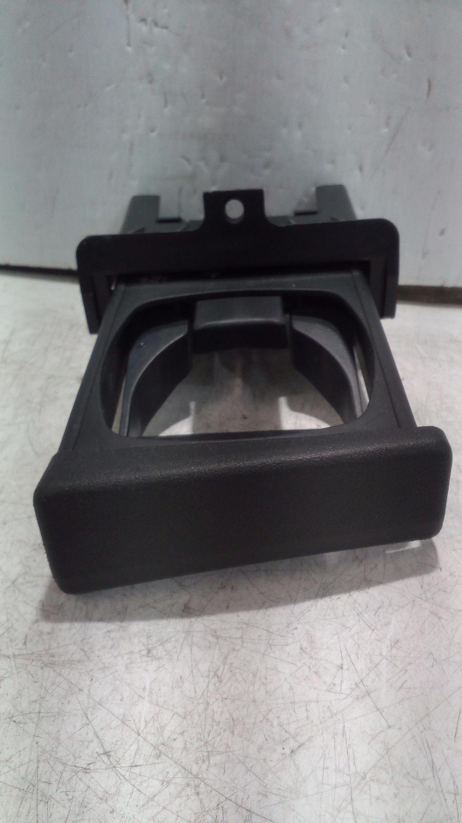 View Auto part Trim Panel Toyota Hilux 2006