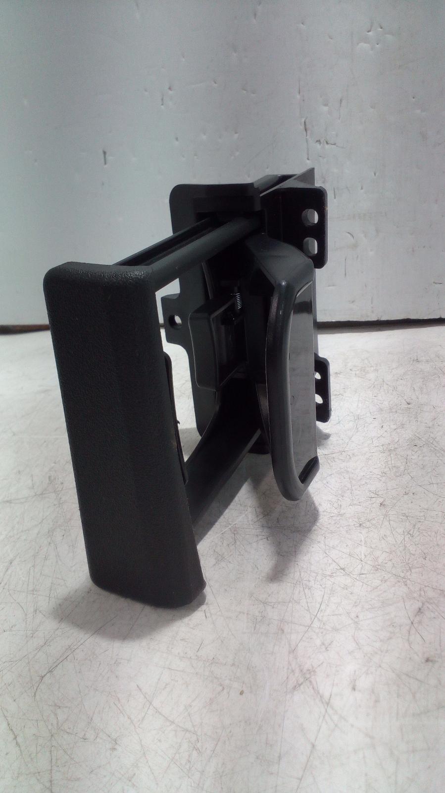 View Auto part Trim Panel Toyota Hilux 2006