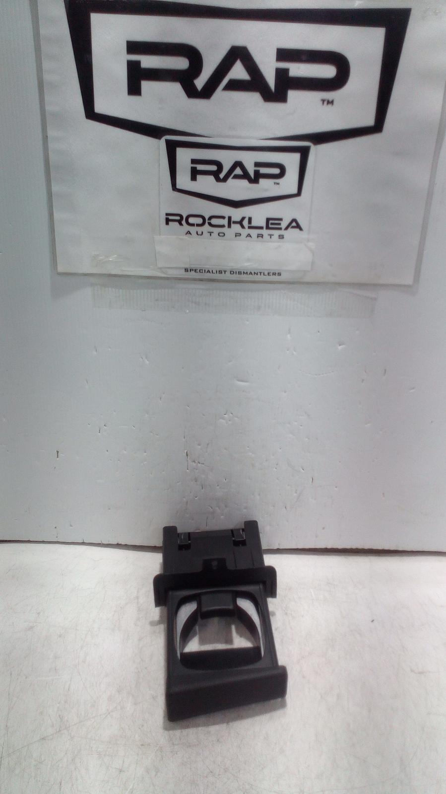 View Auto part Trim Panel Toyota Hilux 2006