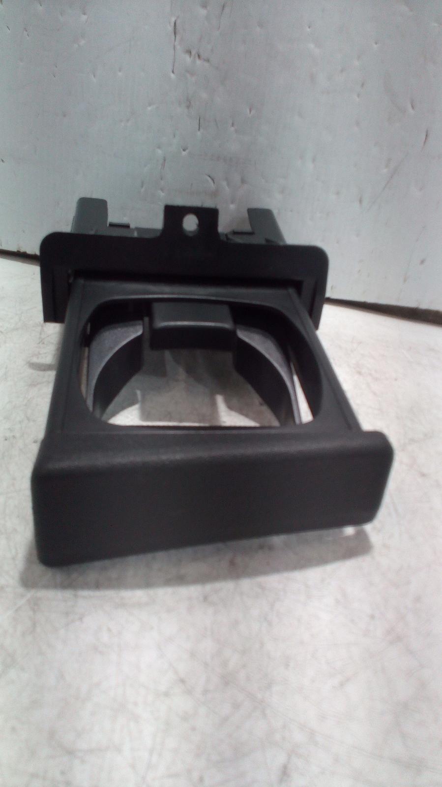 View Auto part Trim Panel Toyota Hilux 2006