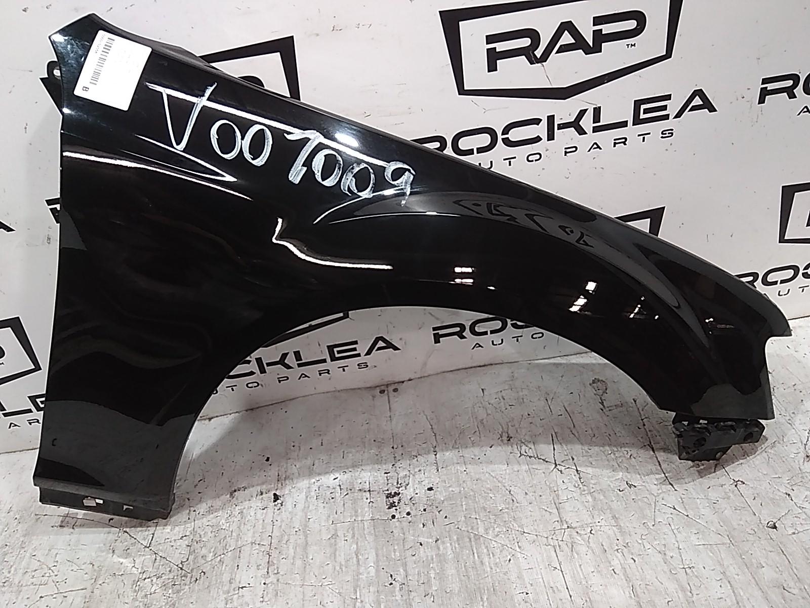 View Auto part Right Guard Chrysler 300c 2013