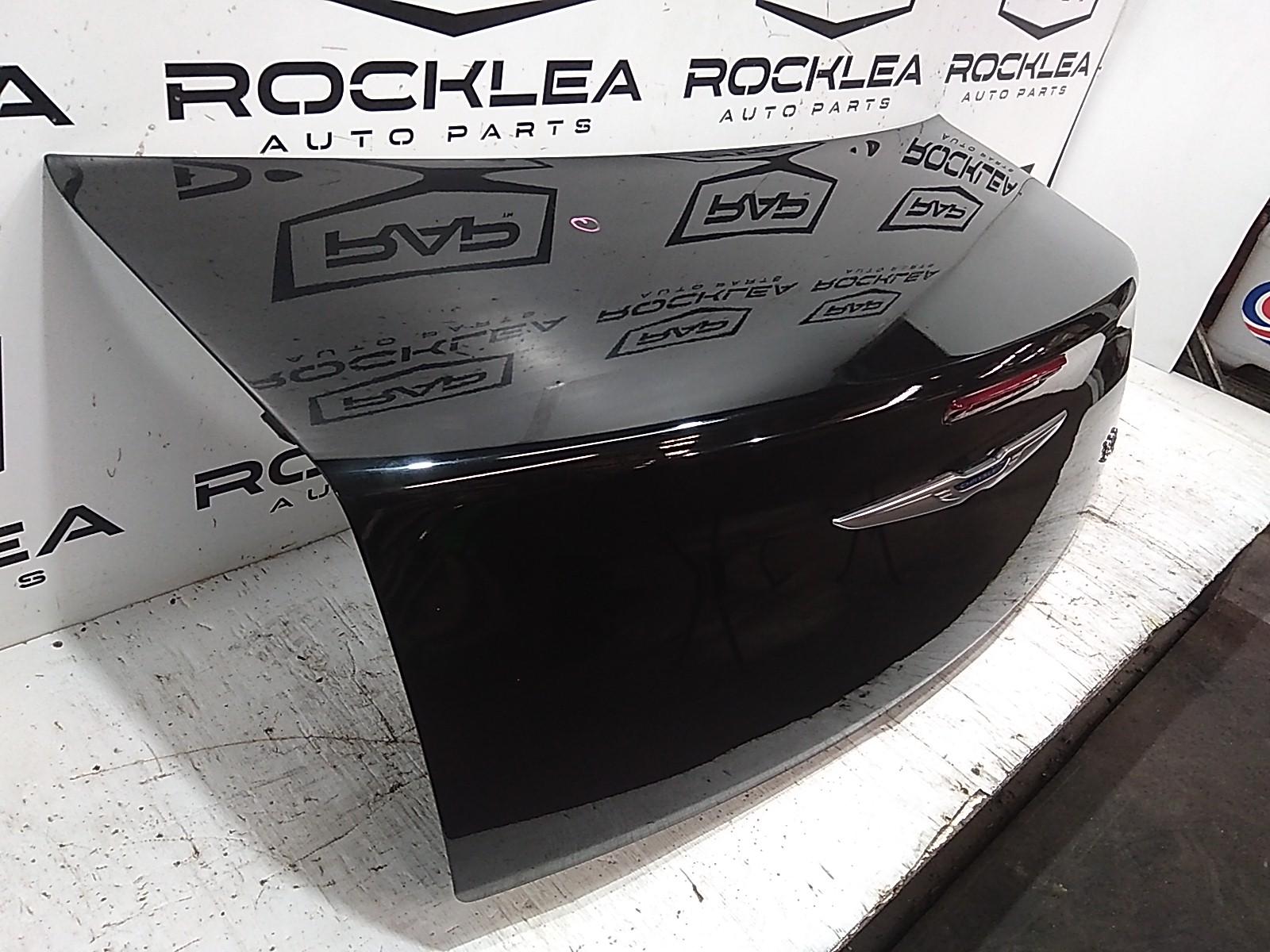 View Auto part Bootlid/Tailgate Chrysler 300c 2013