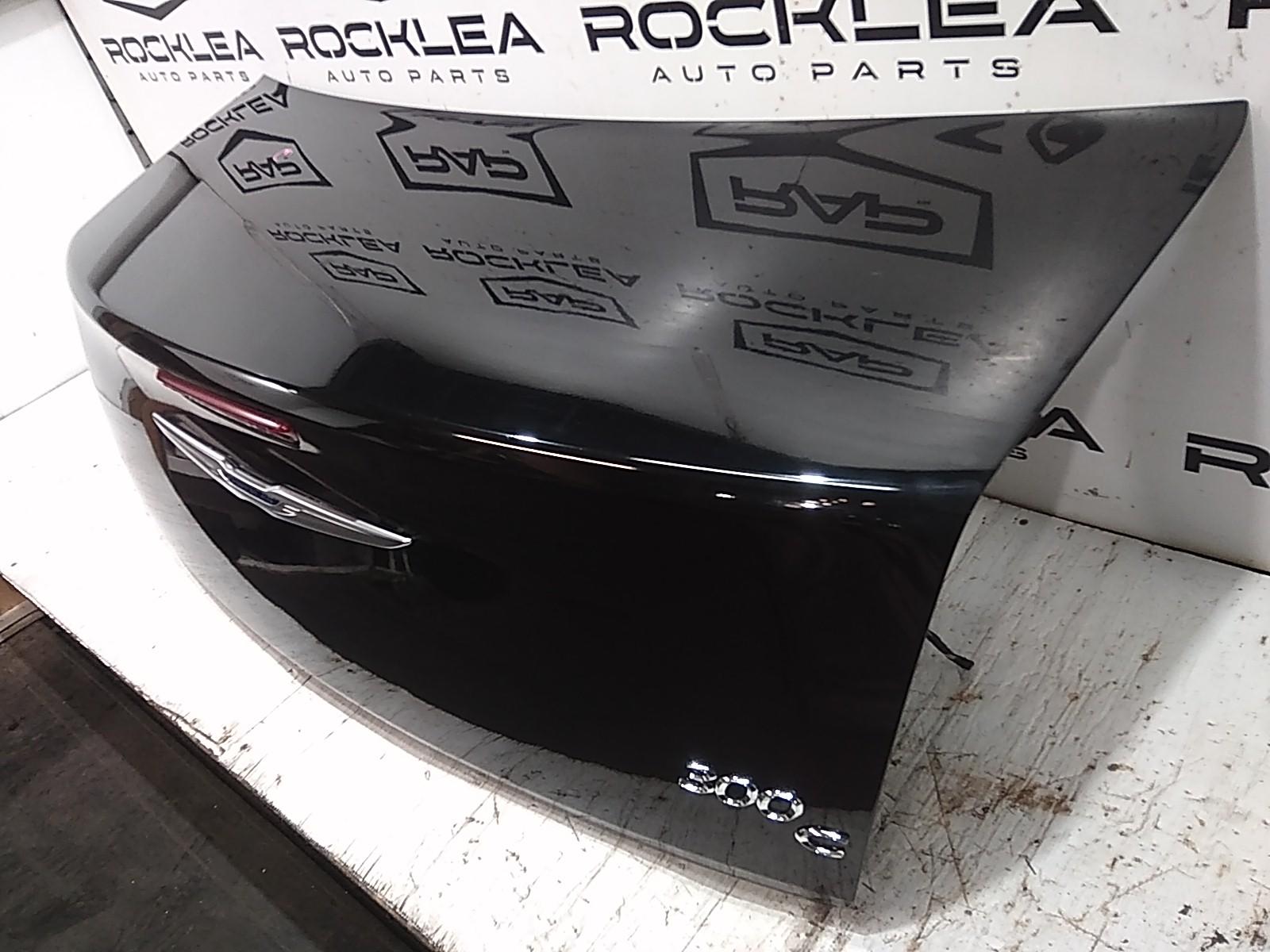 View Auto part Bootlid/Tailgate Chrysler 300c 2013