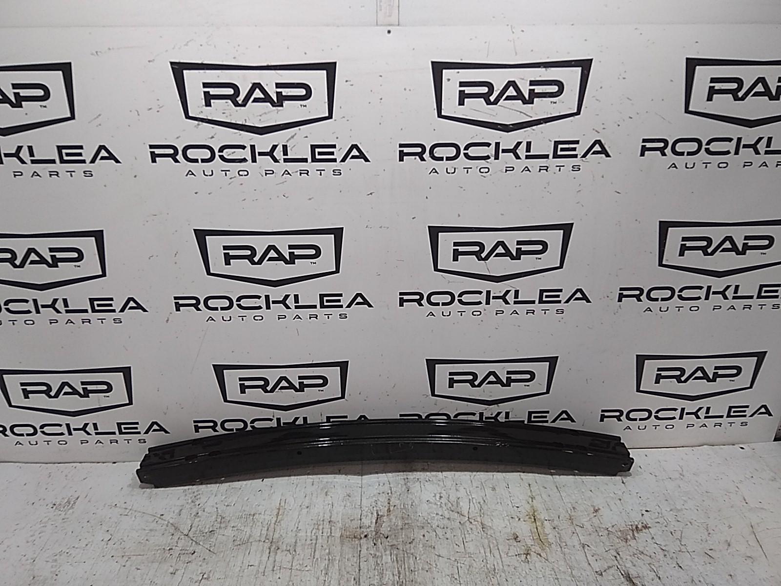 2013 Chrysler 300c R/Bar Bracket/Reinfo View Auto part R/Bar Bracket/Reinfo Chrysler 300c 2013