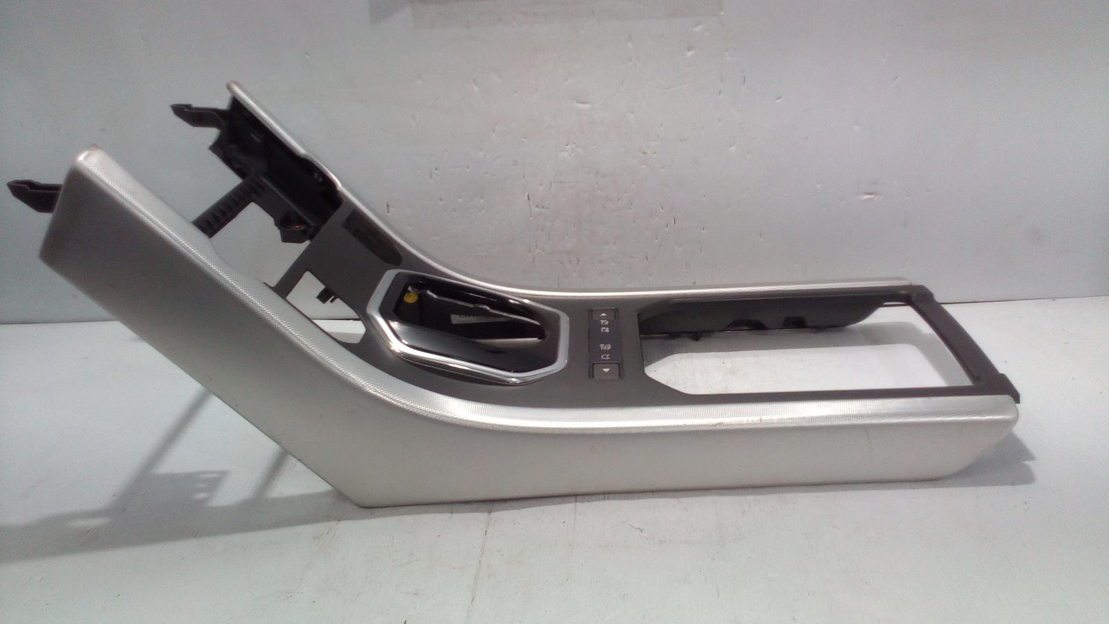 View Auto part Console Land Rover Rangerover Evoque 2013