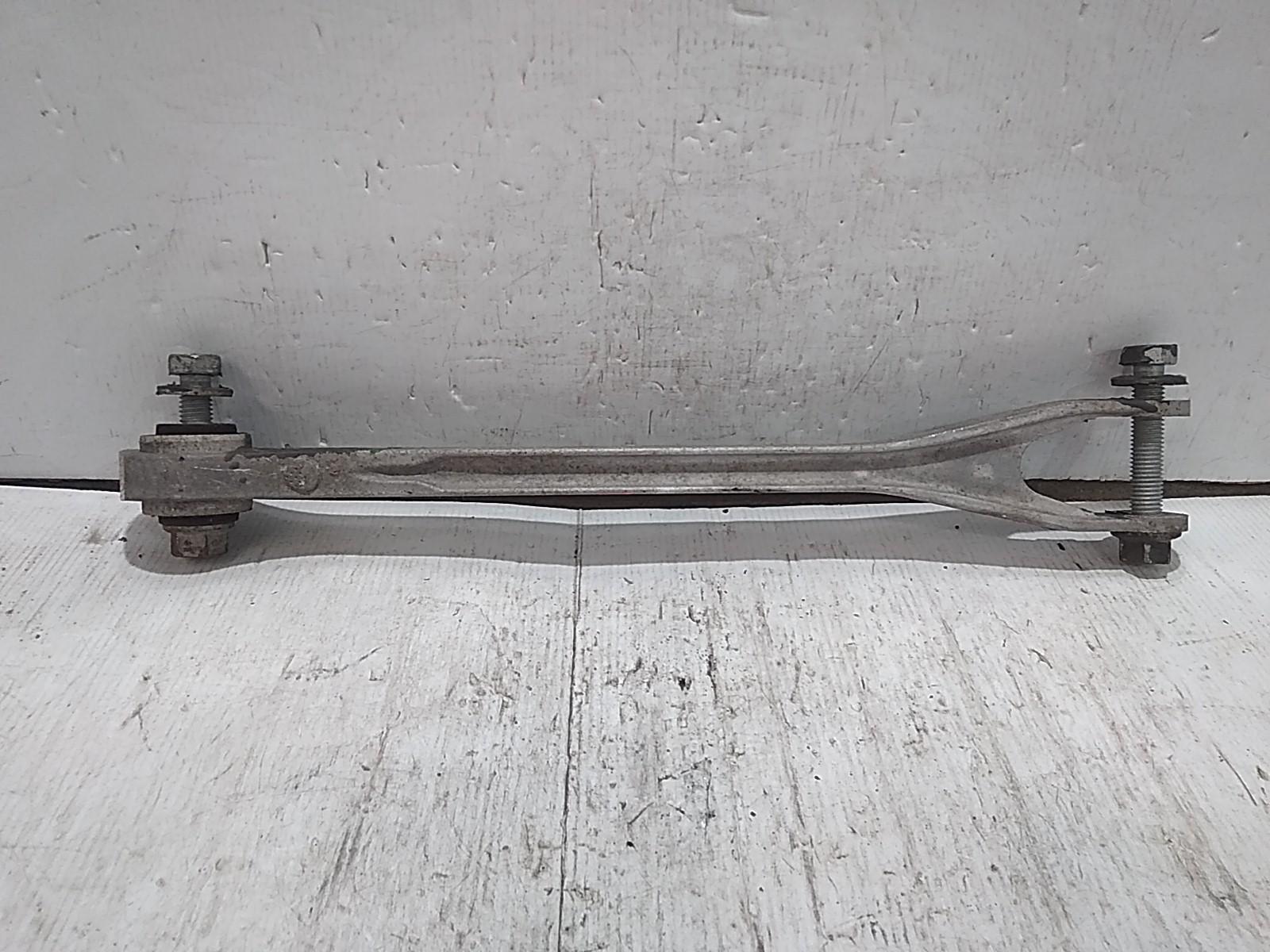 View Auto part Left Rear Trailing Arm Chrysler 300c 2013