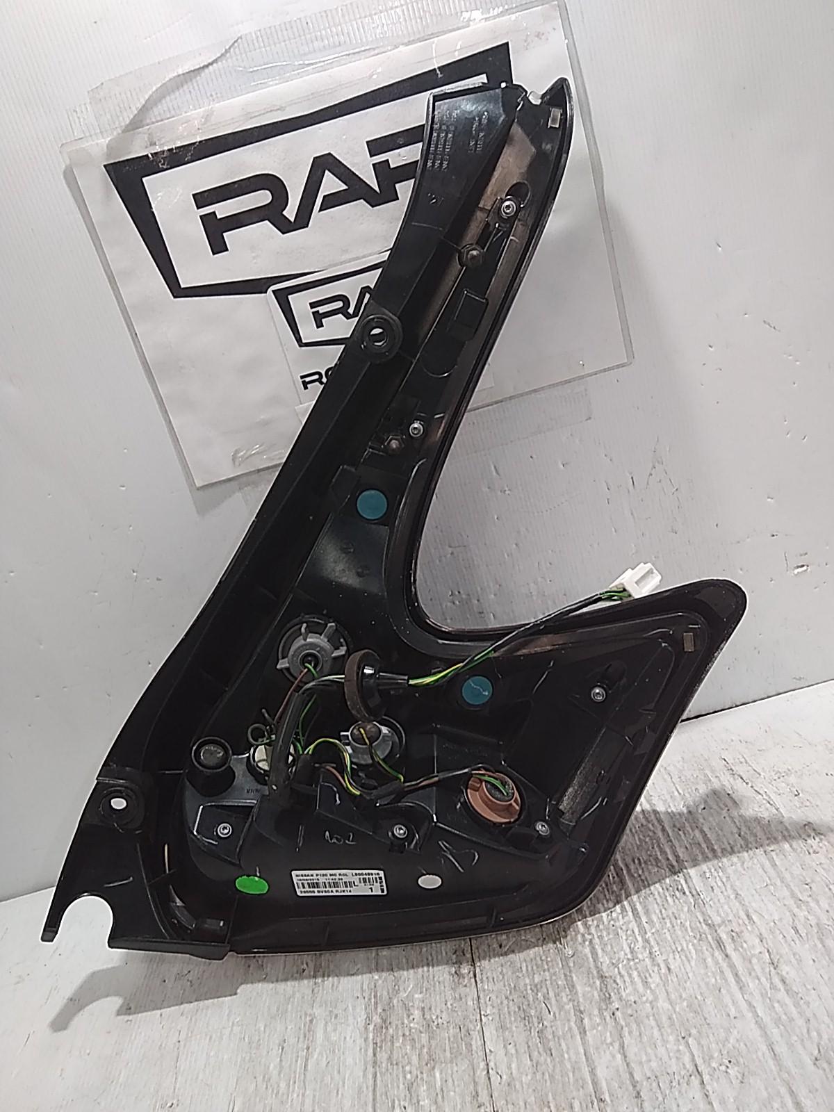 View Auto part Left Taillight Nissan Juke 2015
