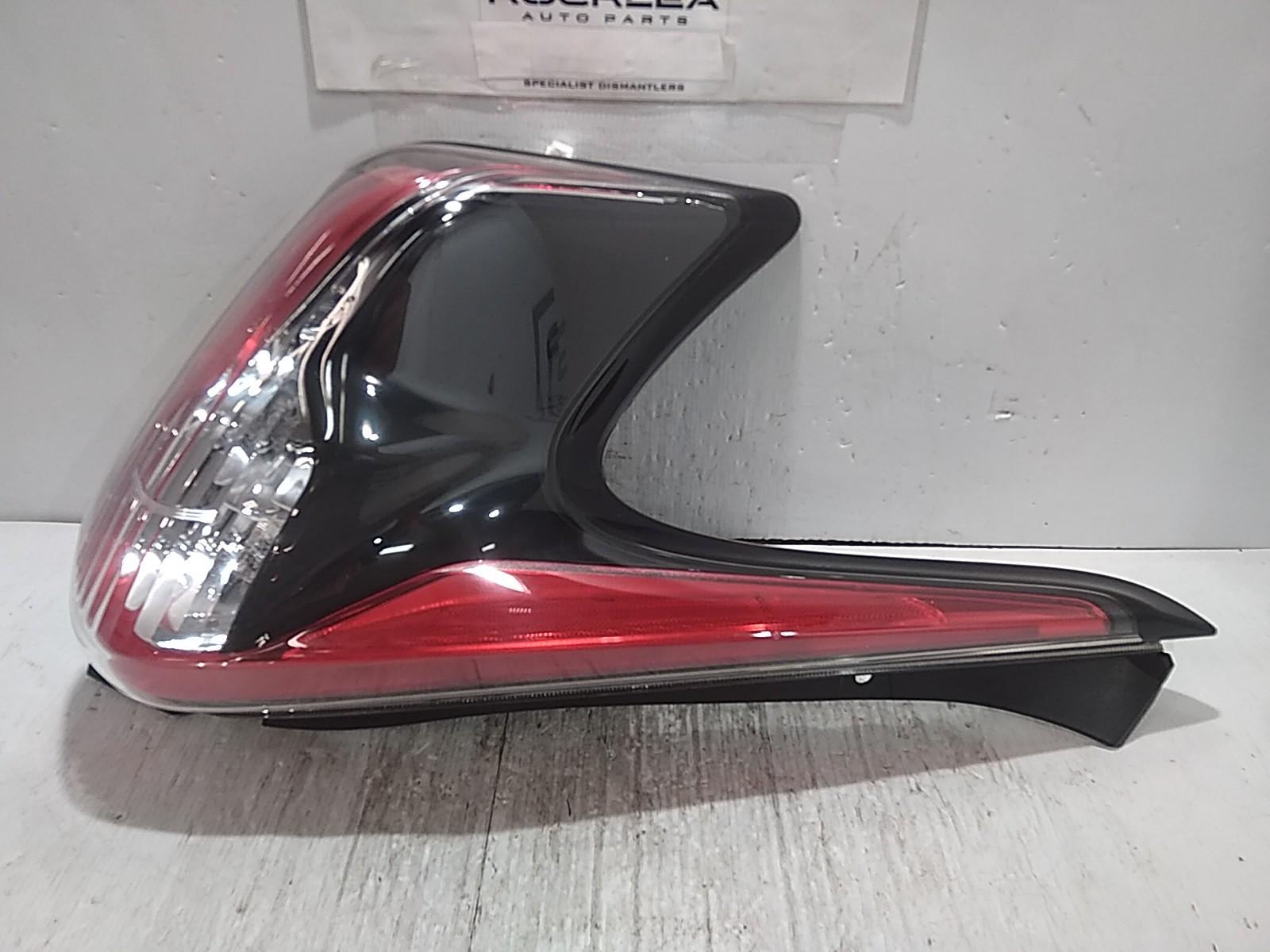 View Auto part Left Taillight Nissan Juke 2015