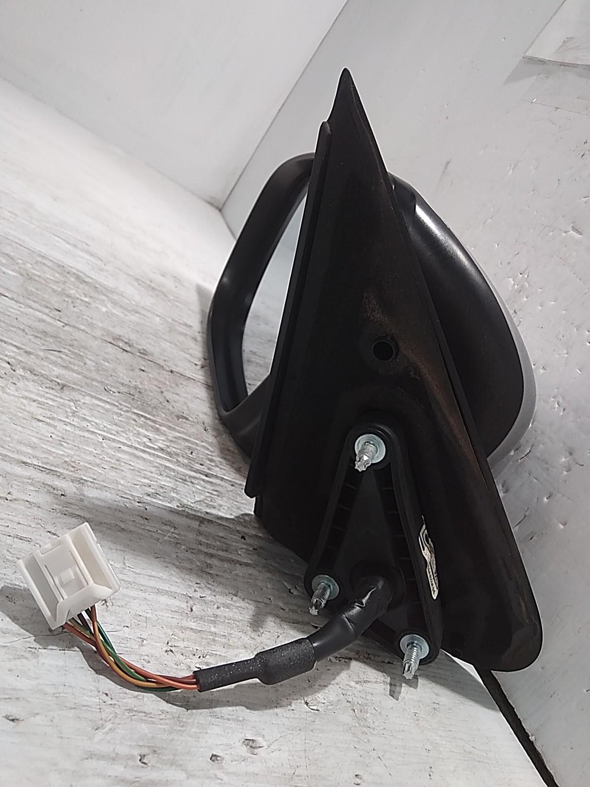 View Auto part Left Door Mirror Nissan Juke 2015