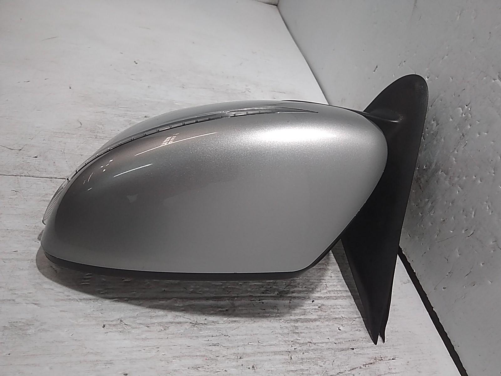 View Auto part Left Door Mirror Nissan Juke 2015