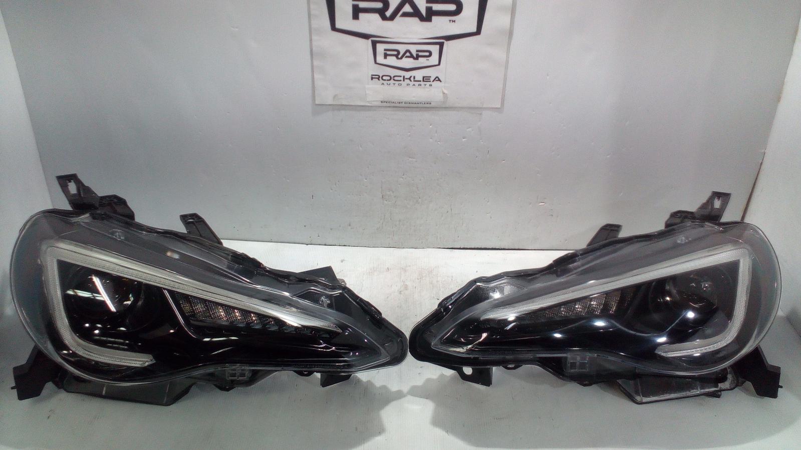 View Auto part Left Headlamp Toyota 86 2013